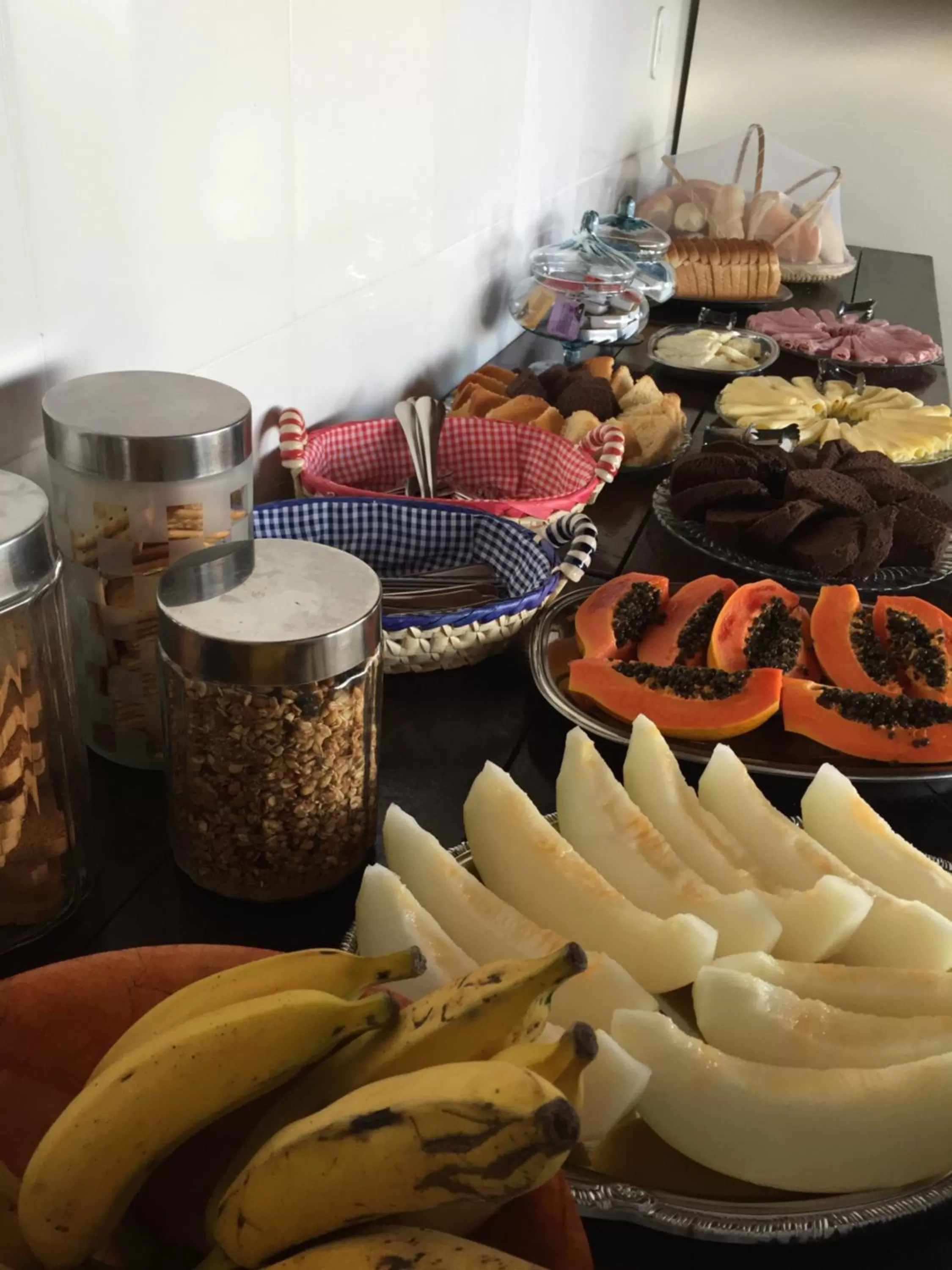 Buffet breakfast in Pousada Vila Forte