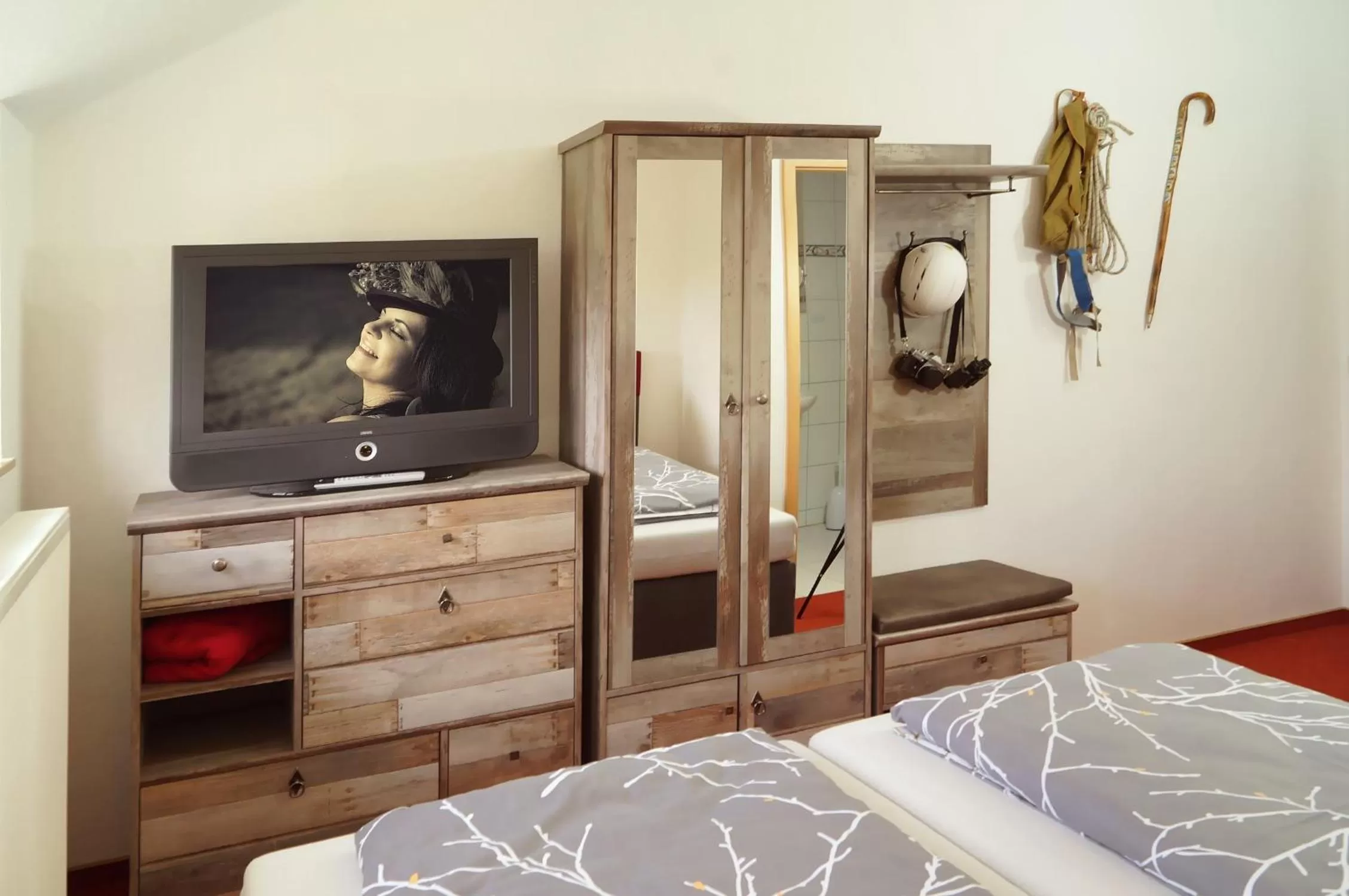 Photo of the whole room, Bed in Erzgebirgshotel Misnia Bärenfels