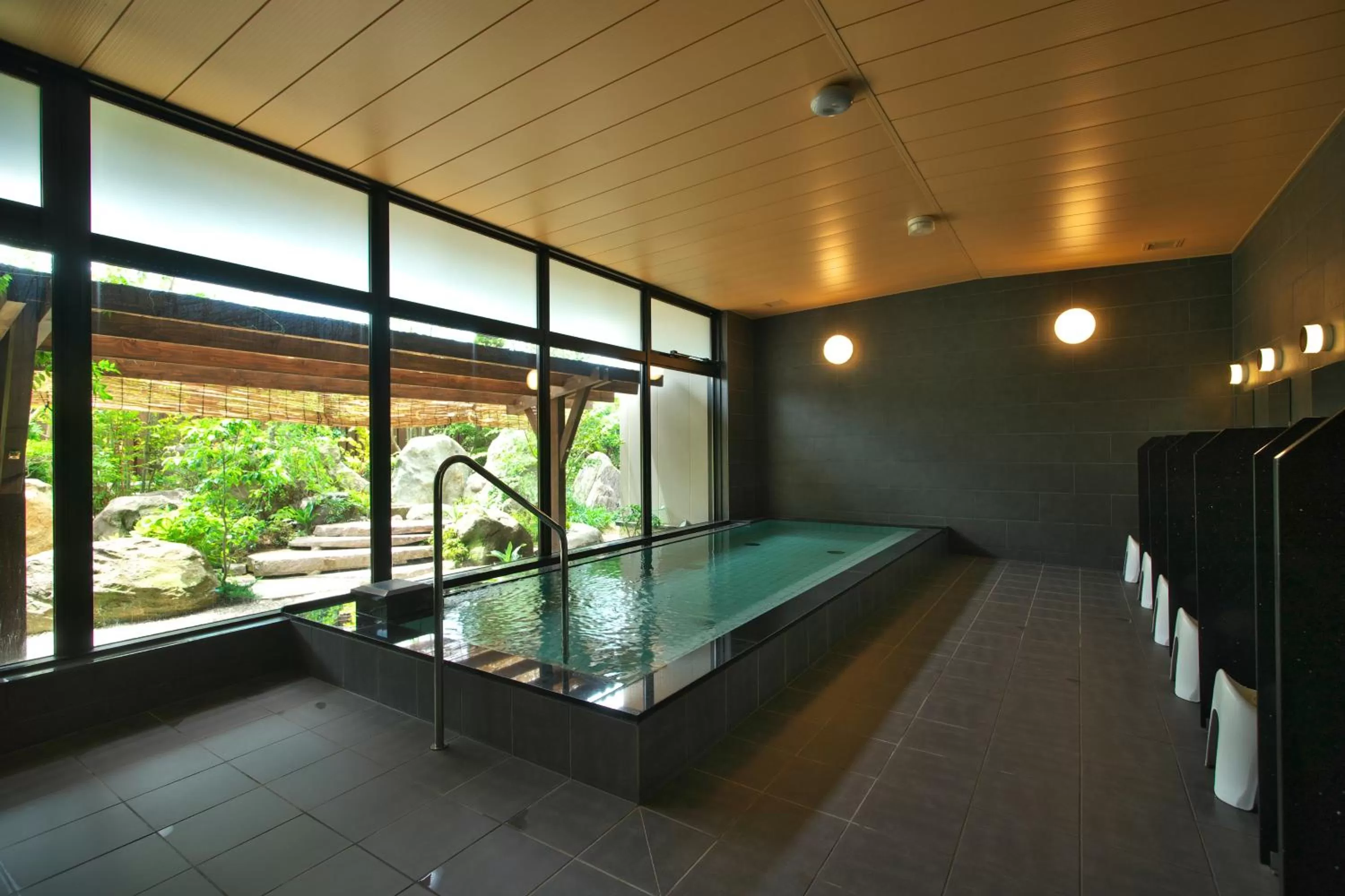 Public Bath in Kanazawa Sainoniwa Hotel