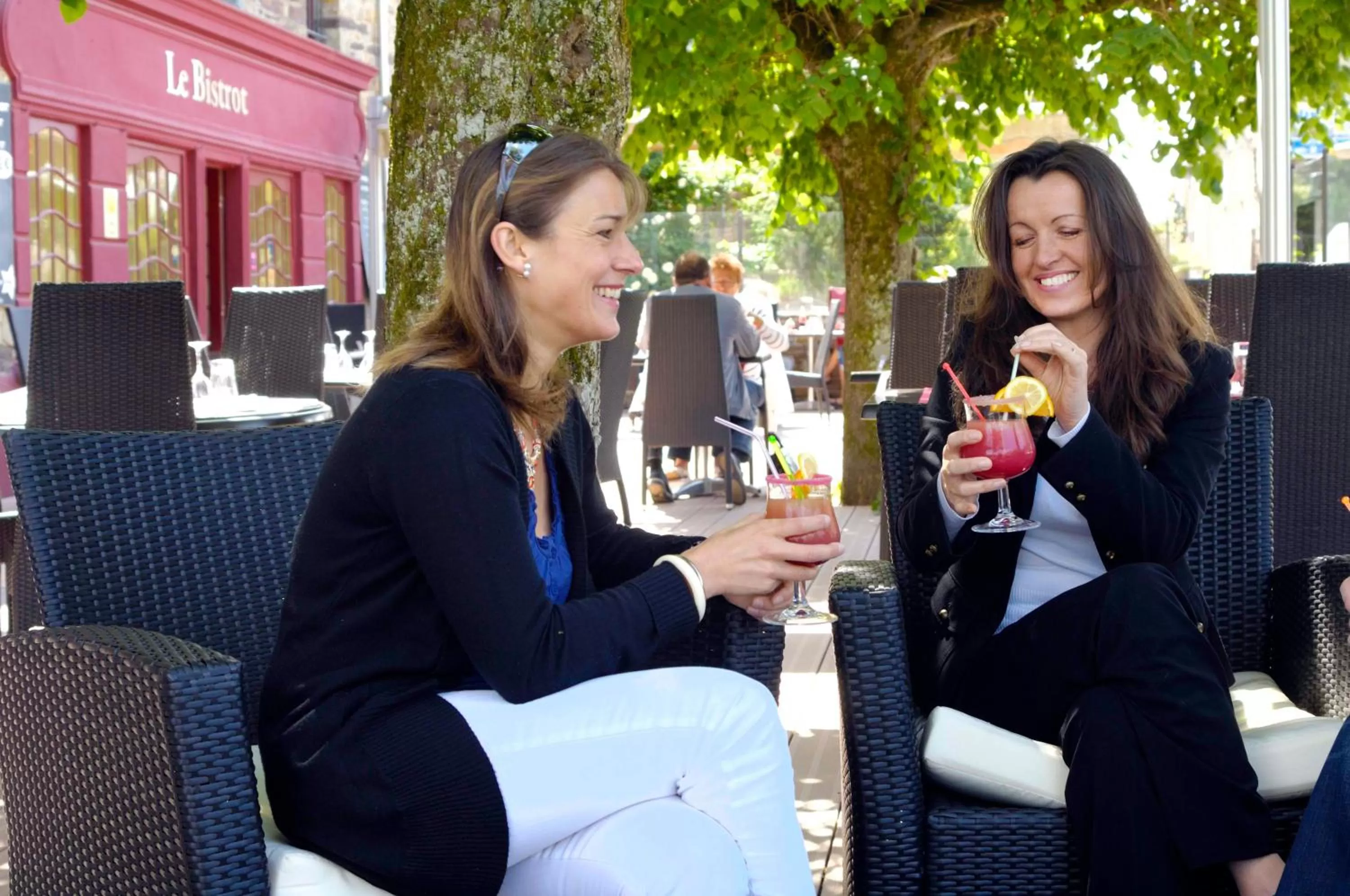 Restaurant/places to eat in Logis Hotel, restaurant et spa Le Relais De Broceliande