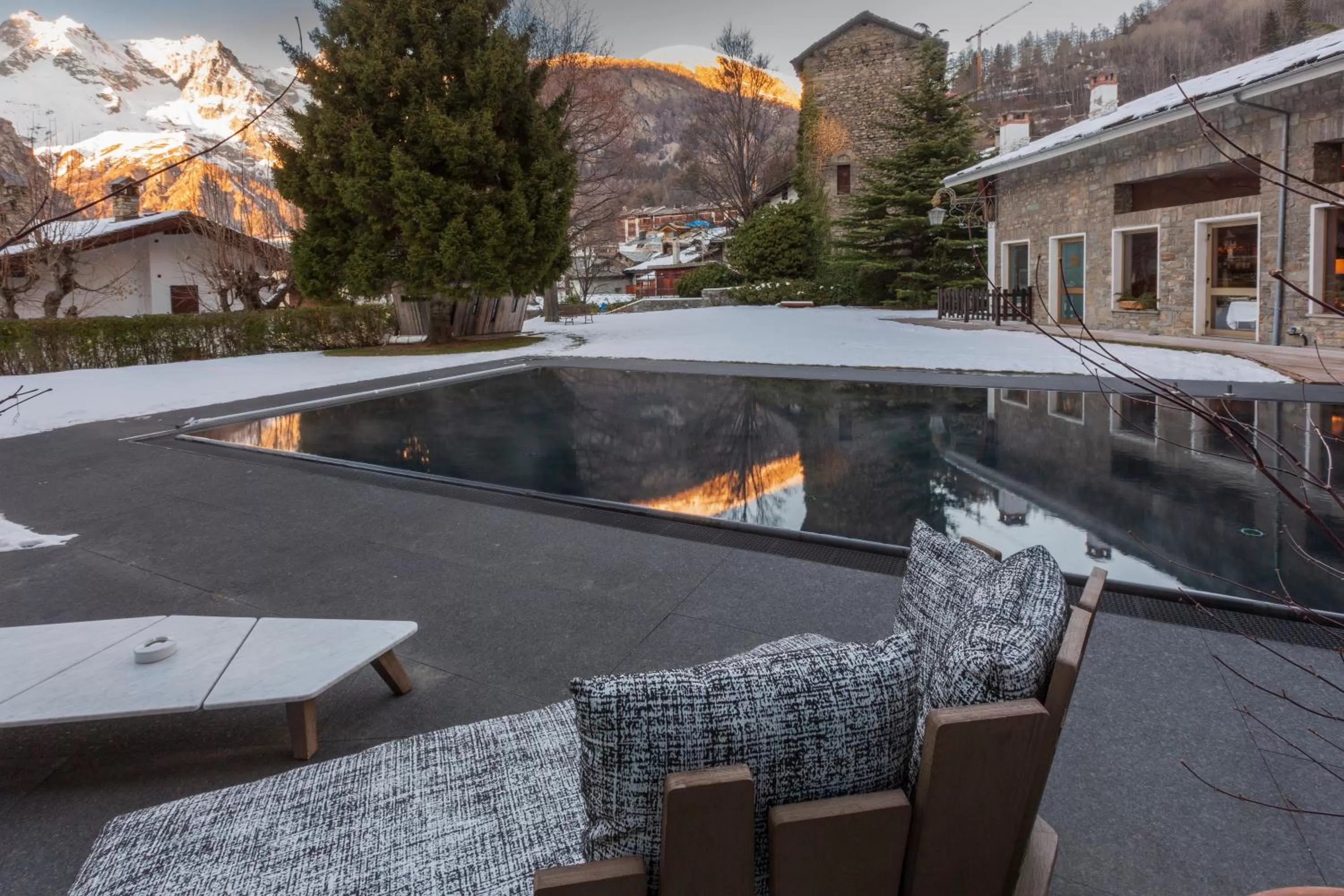 Swimming pool in Grand Hotel Royal E Golf
