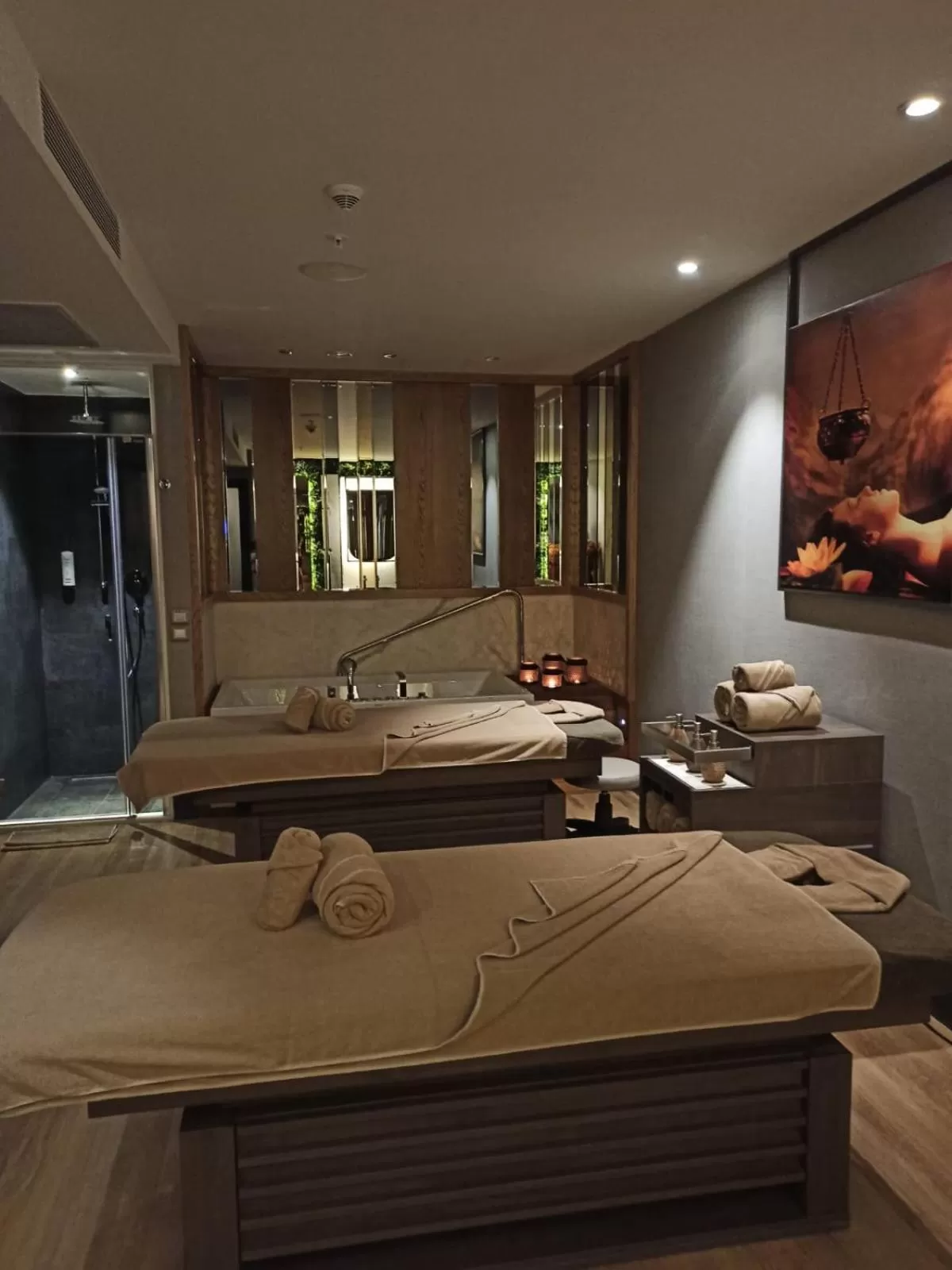 Massage, Bed in Limak Skopje Luxury Hotel