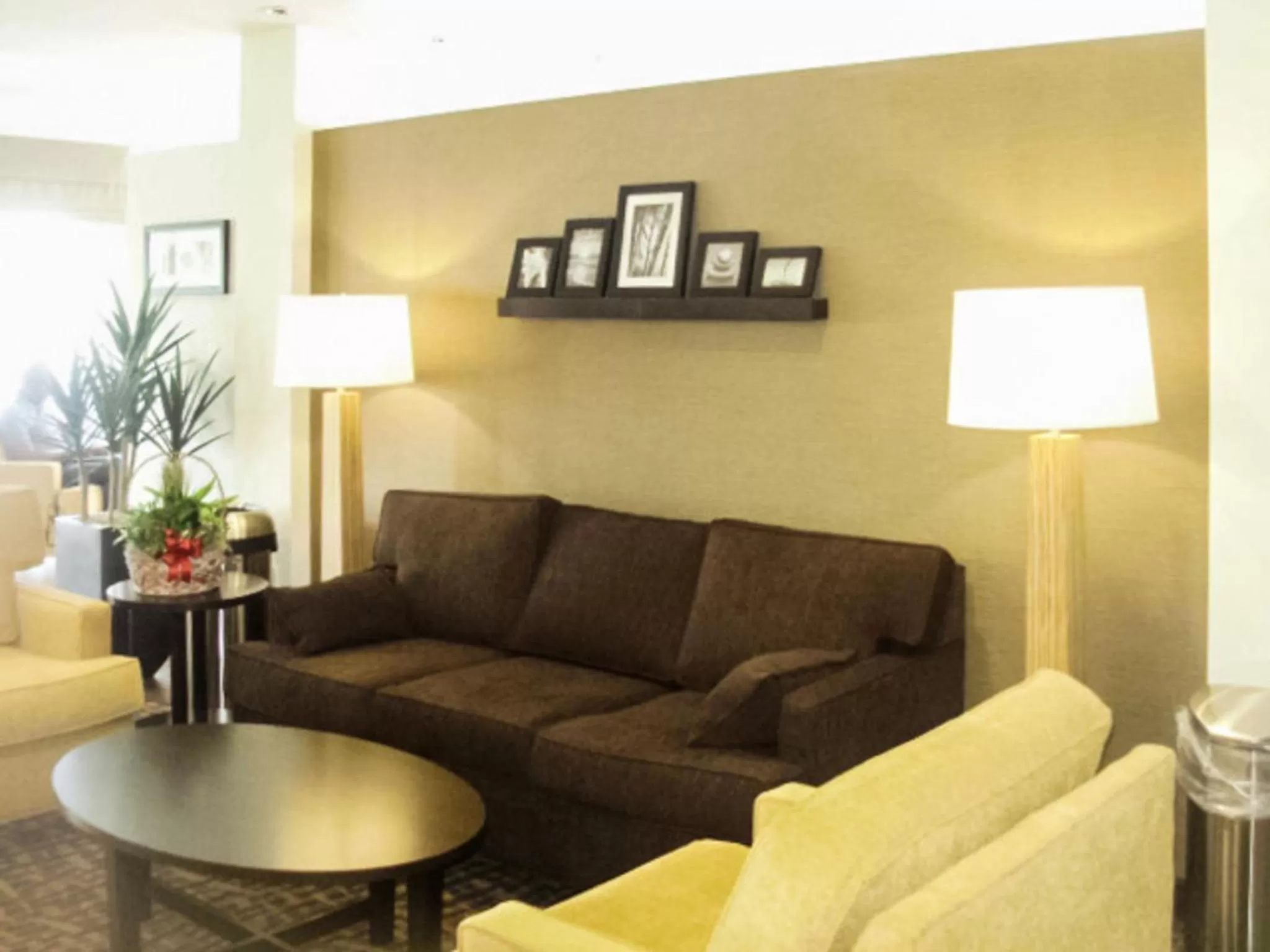 Lobby or reception in Sleep Inn & Suites Syracuse Airport