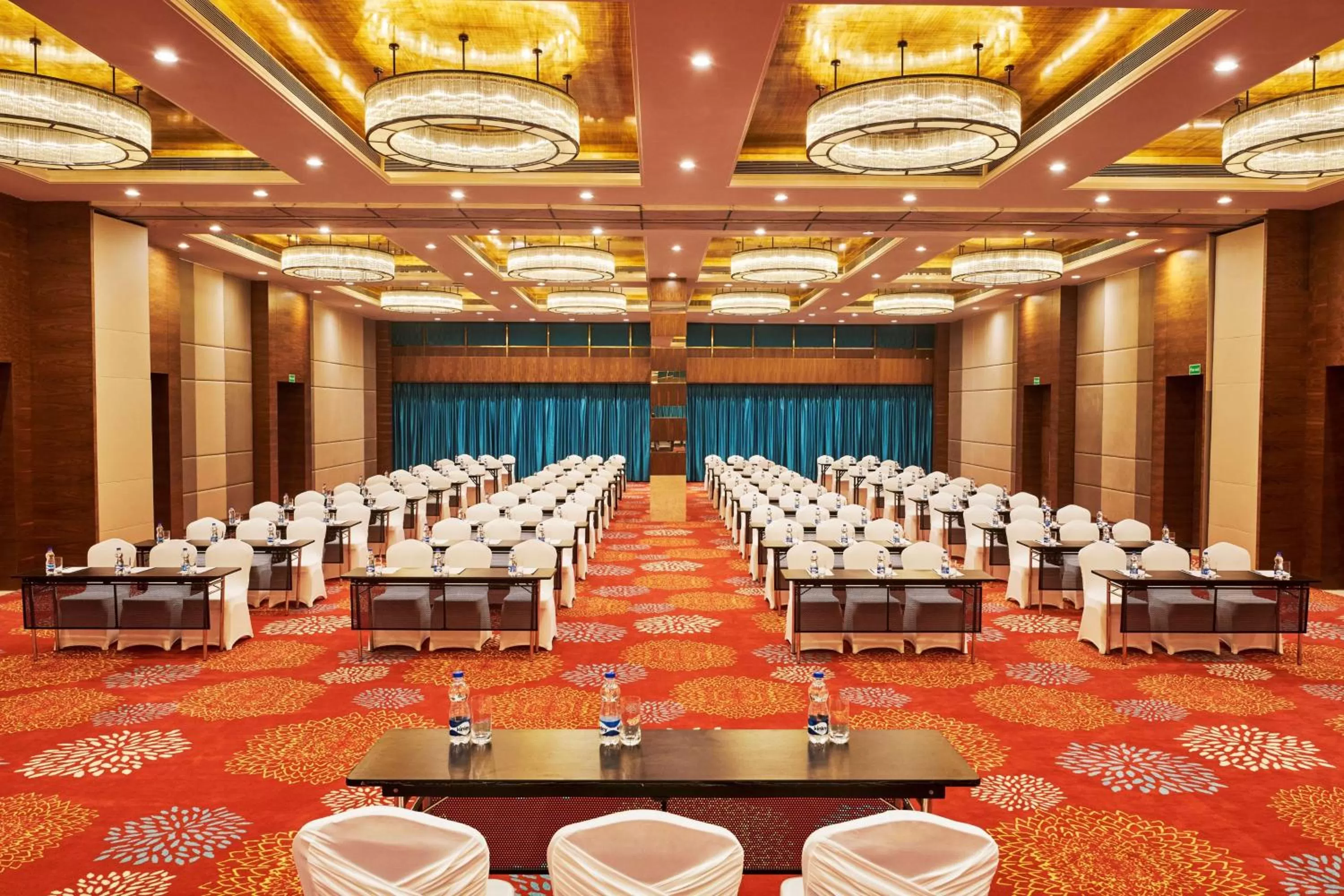 Meeting/conference room in Hilton Garden Inn Lucknow