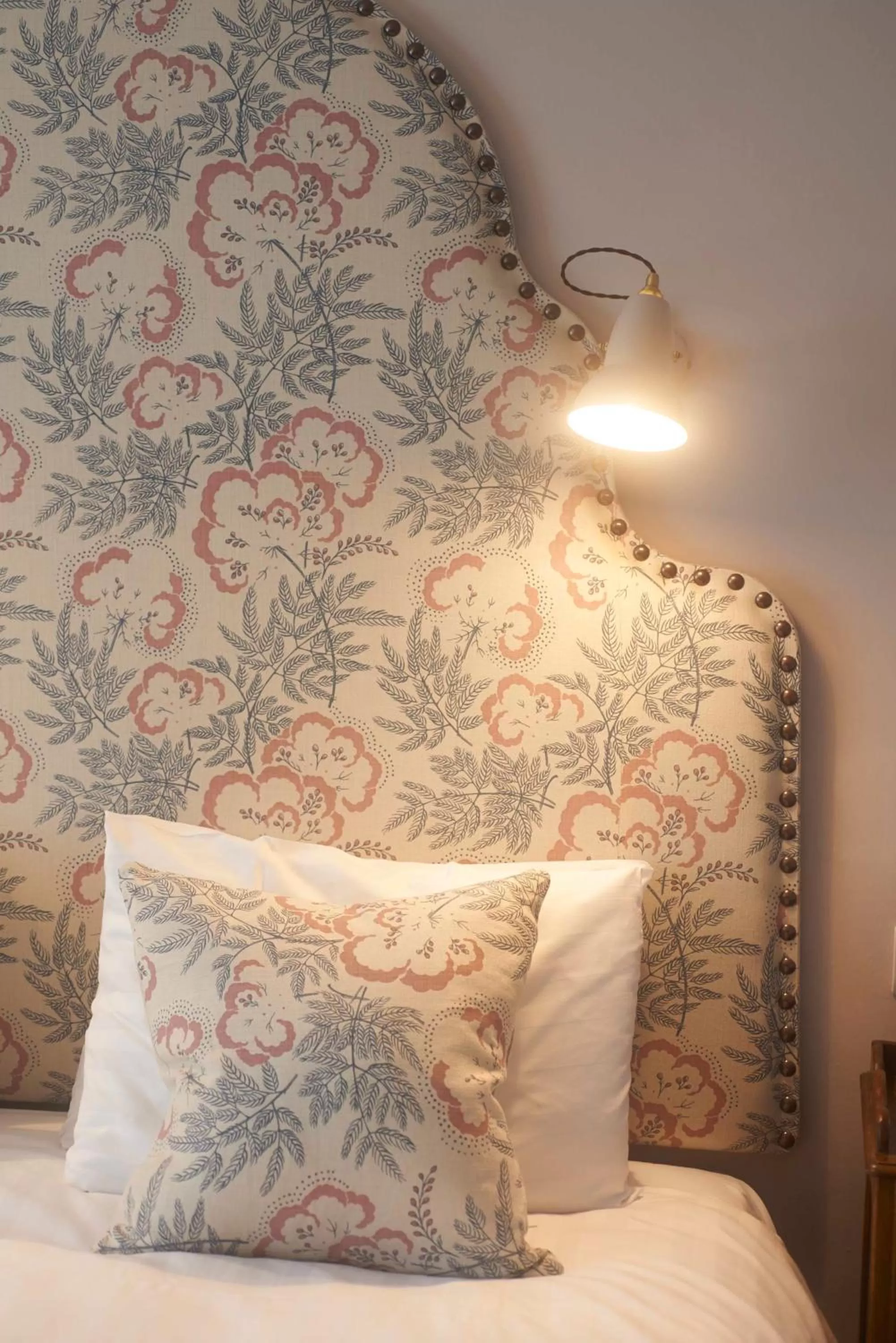 Bed in Embankment Hotel