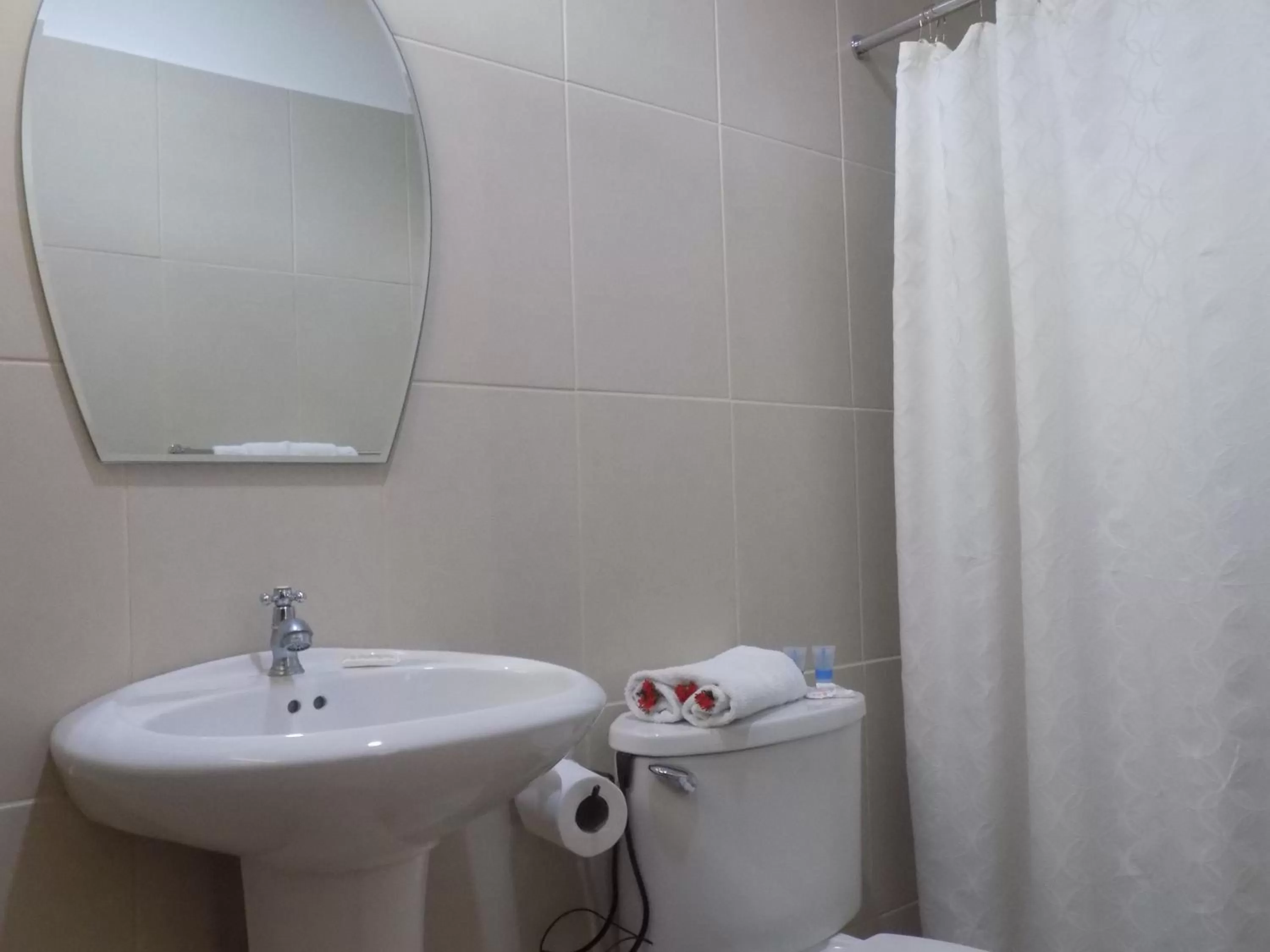 Bathroom in Hotel Los Pinos