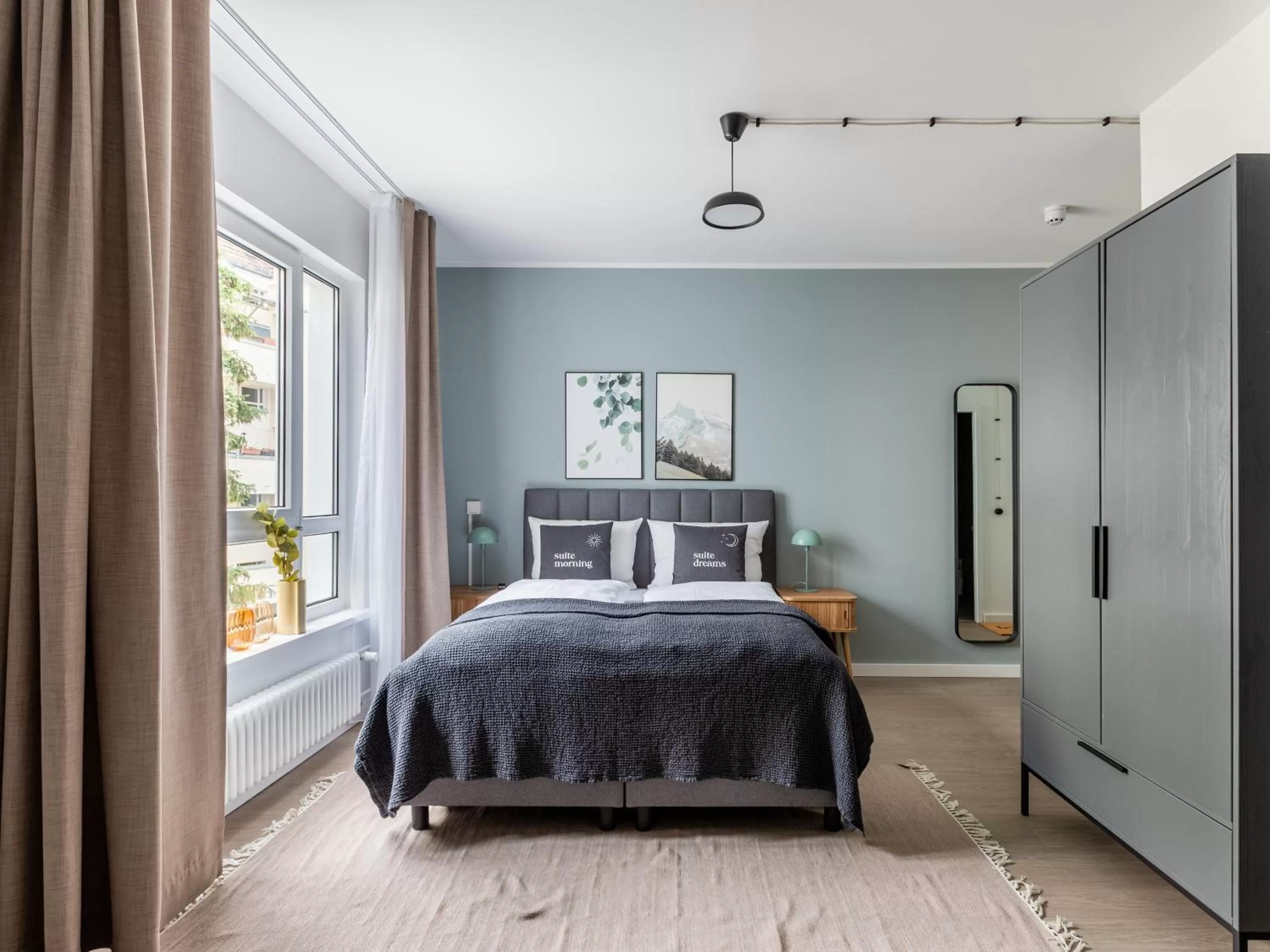 Bed in Limehome Berlin Luise Henriette Str - Digital Access