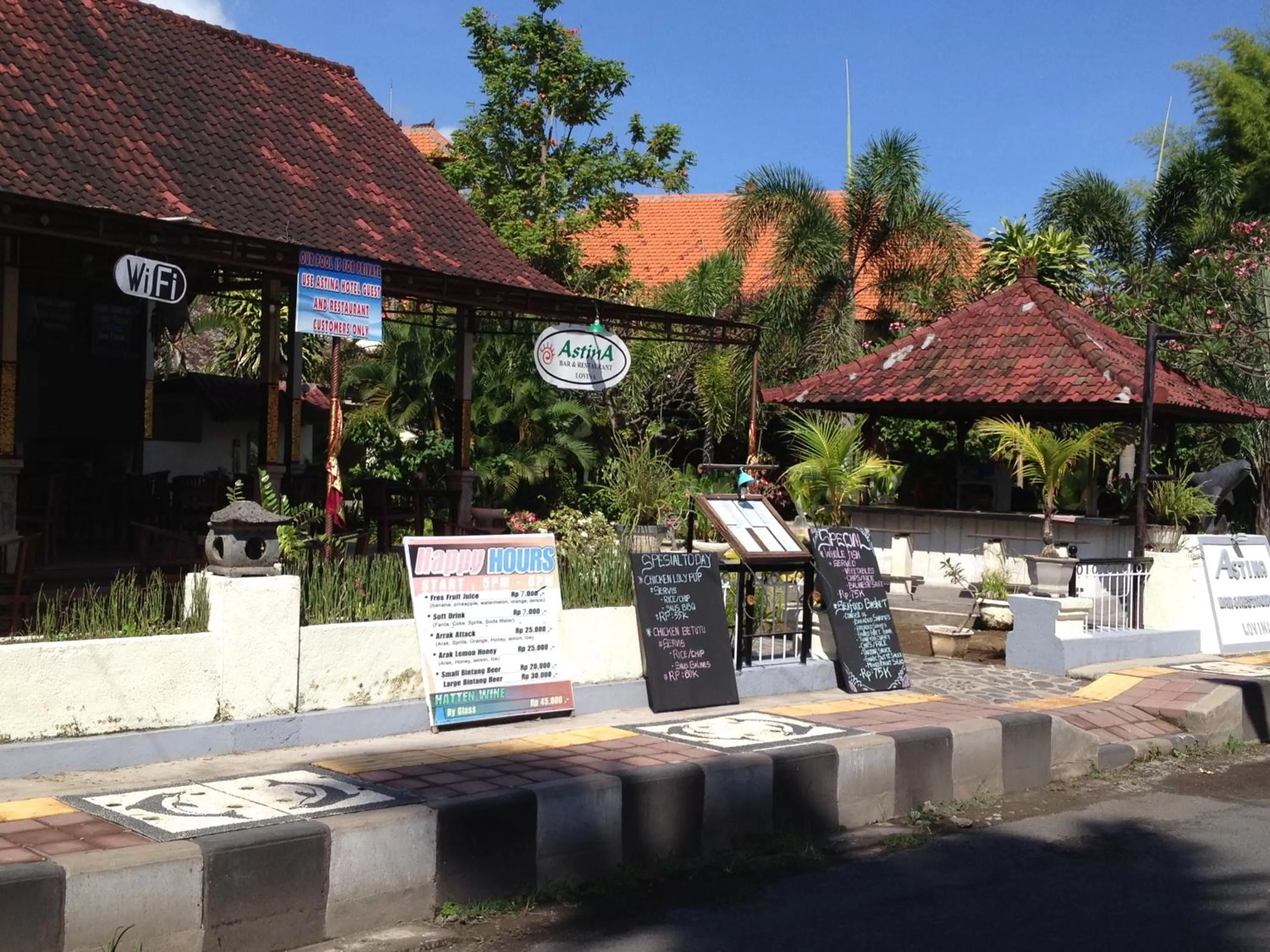 Facade/entrance, Banquet Facilities in Astina Hotel