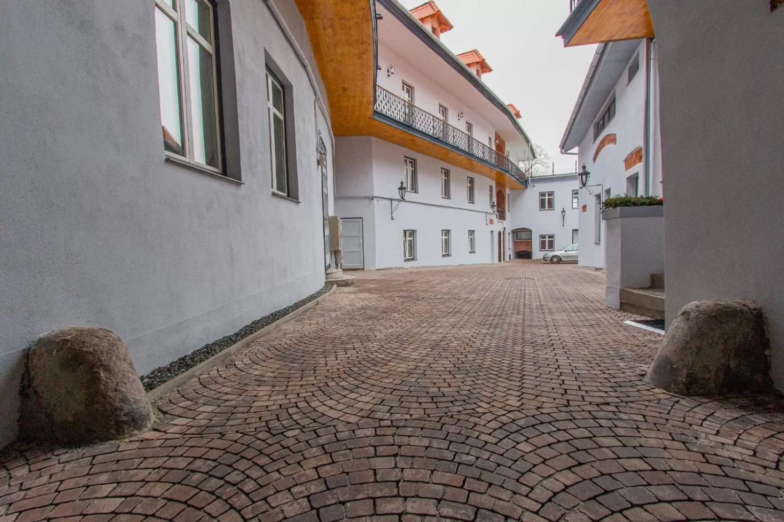 Inner courtyard view in MAGISTER seven