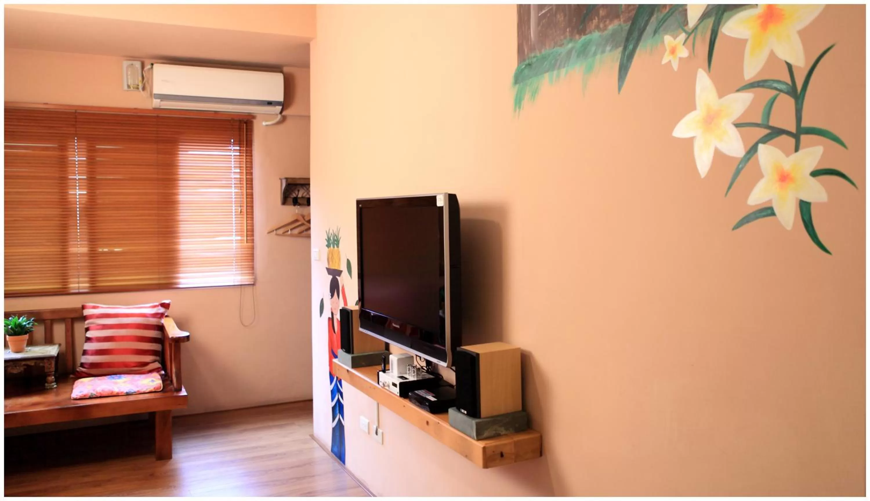 Decorative detail in Errantry Lodge & Studio