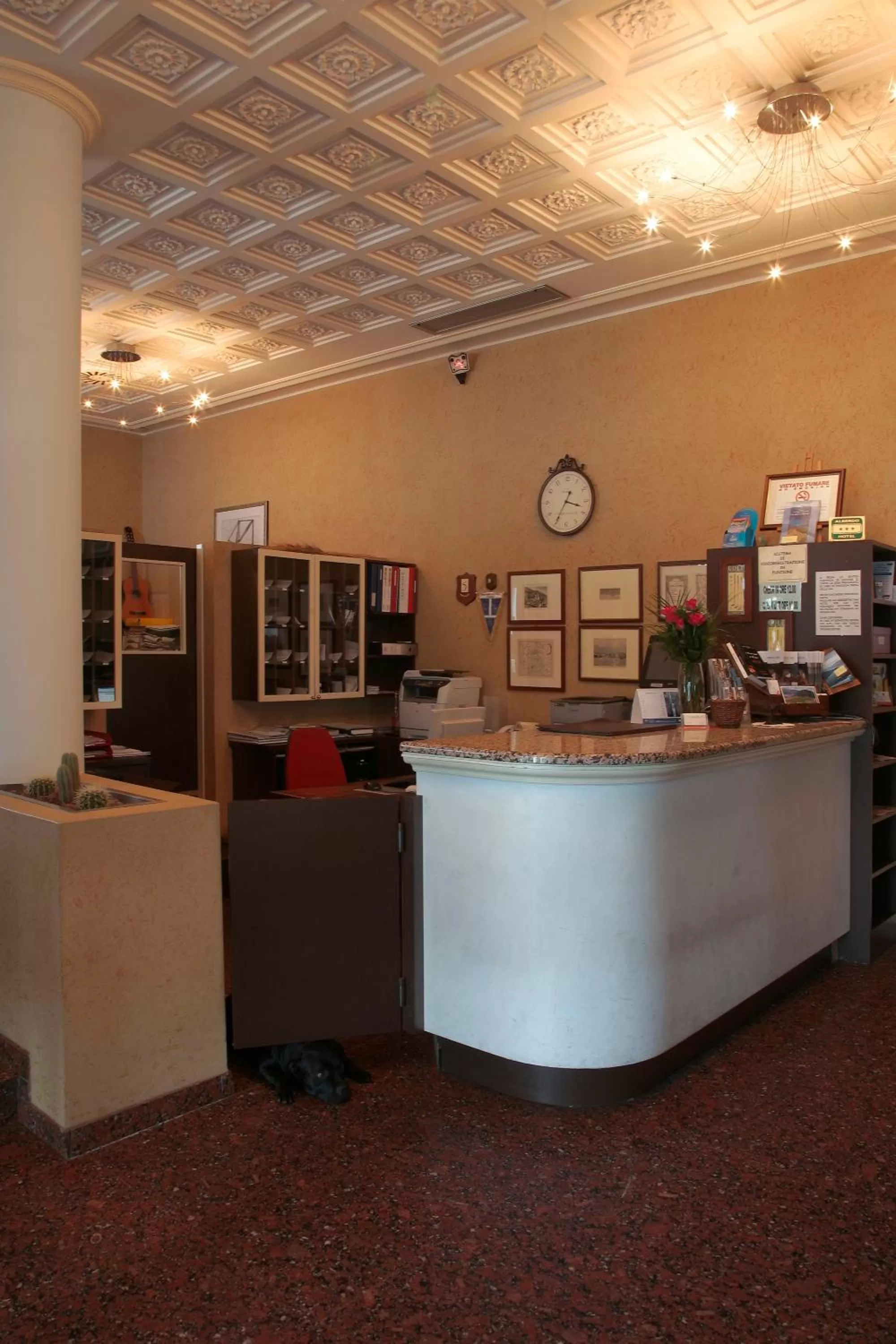 Lobby or reception in Hotel Risi