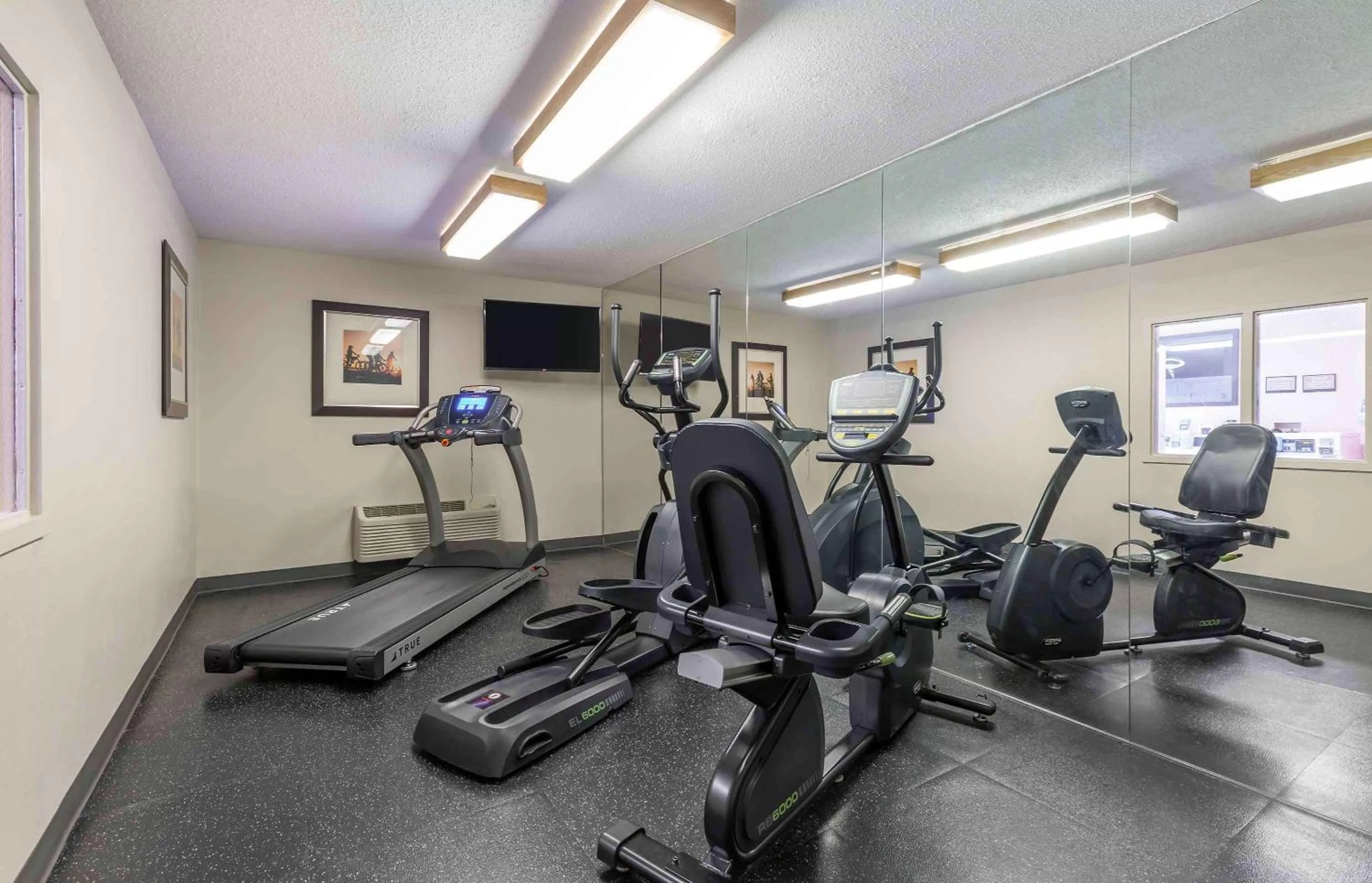 Fitness centre/facilities in Extended Stay America Suites - Washington, DC - Gaithersburg - South