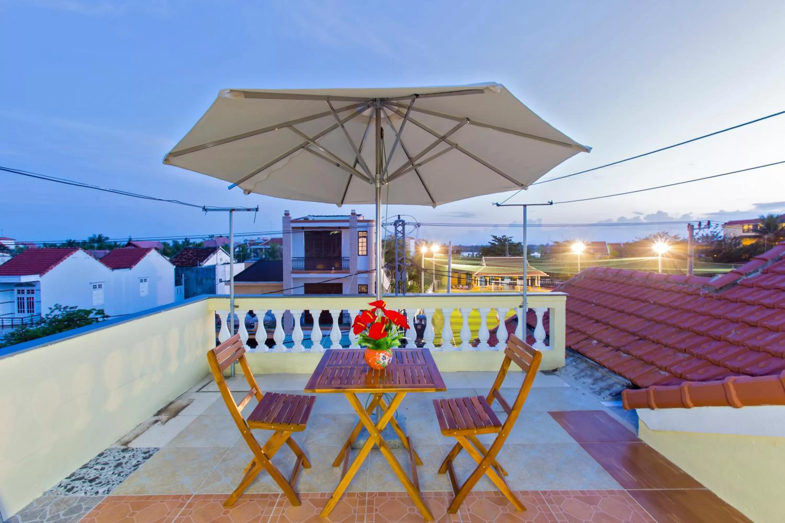 Property building, Patio/Outdoor Area in Qua Cam Tim Homestay