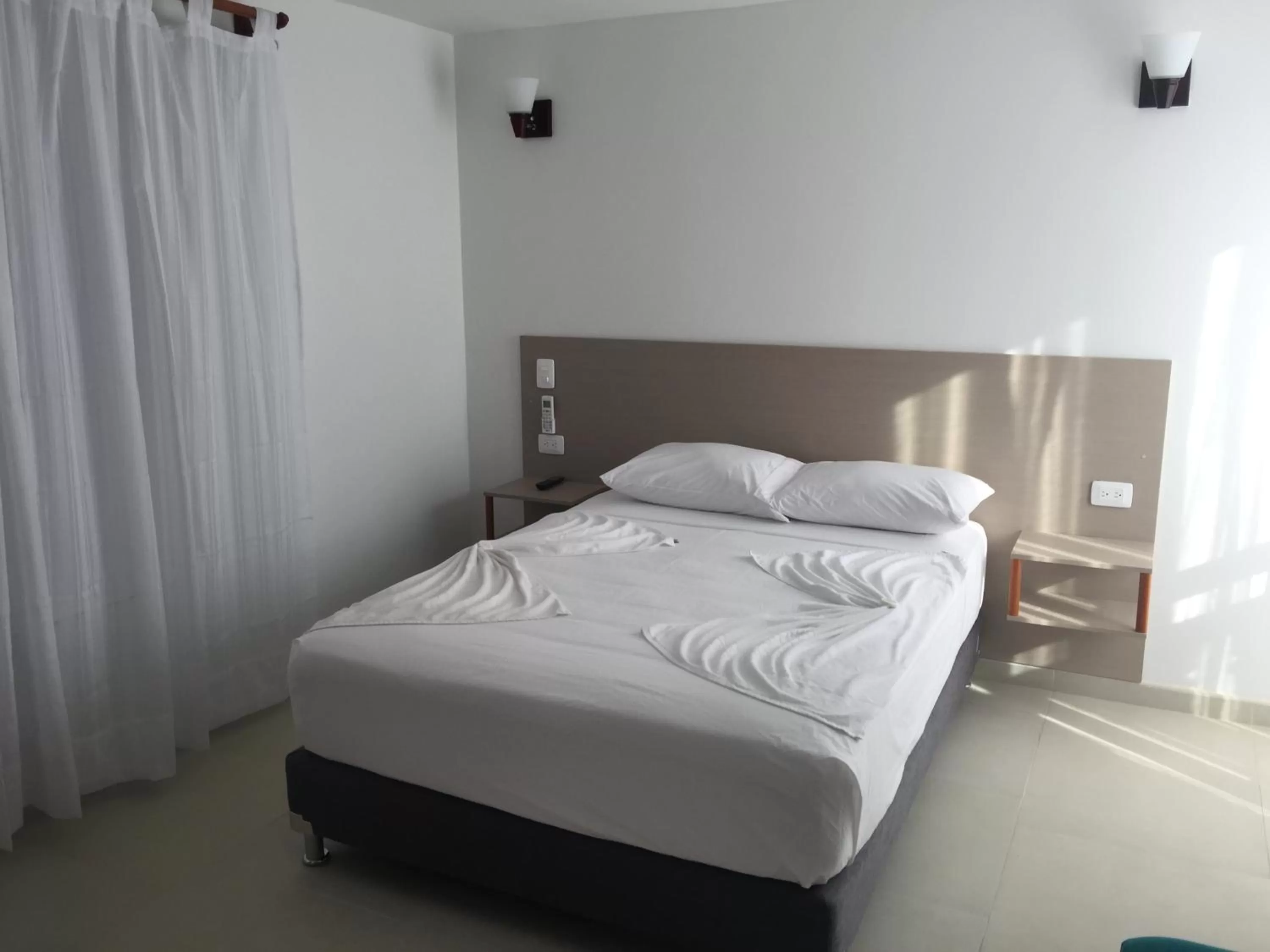 Bedroom, Bed in Akel House Hotel