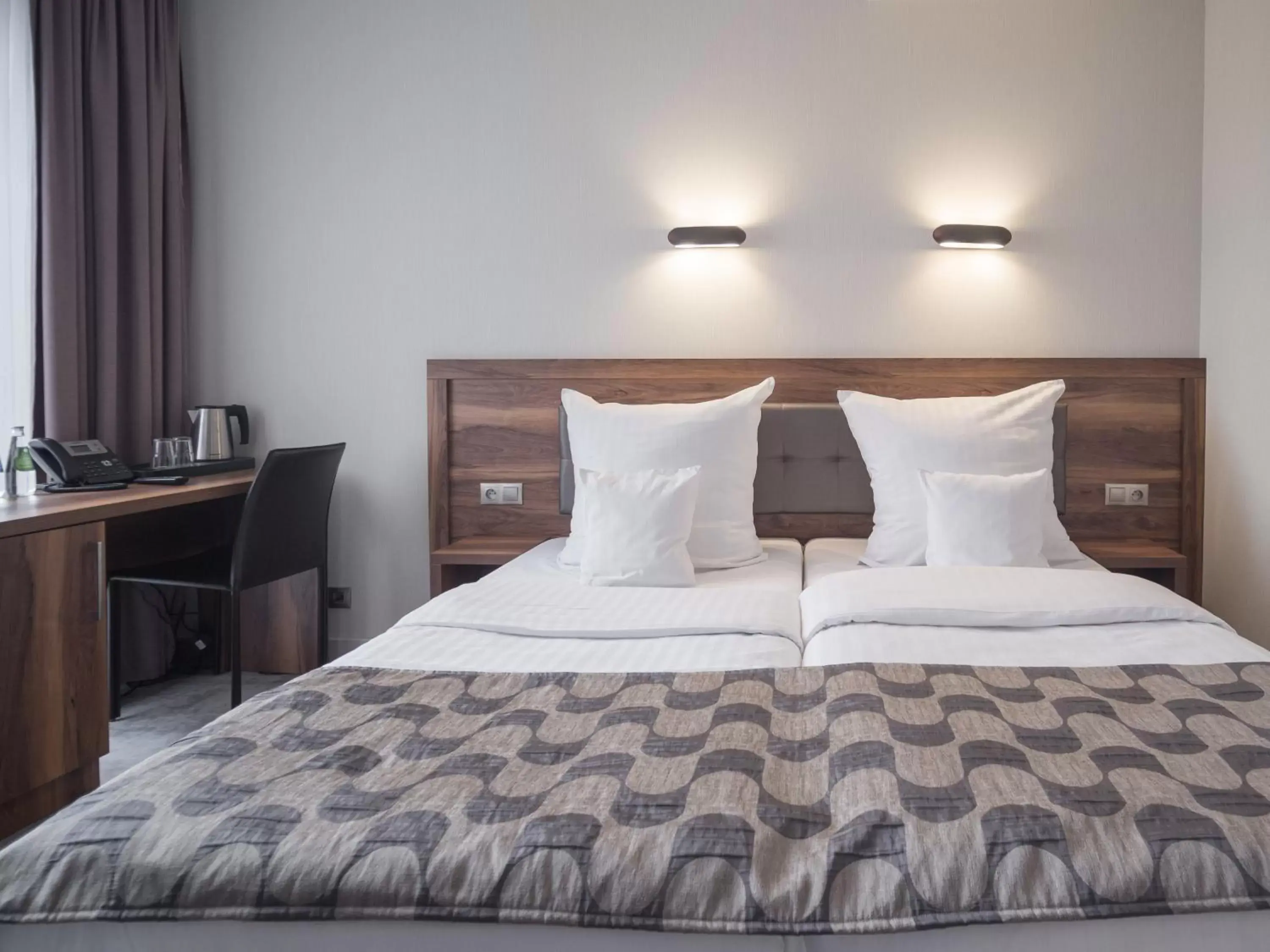 Twin Room in Hotel Miodowa Twin Room in Hotel Miodowa