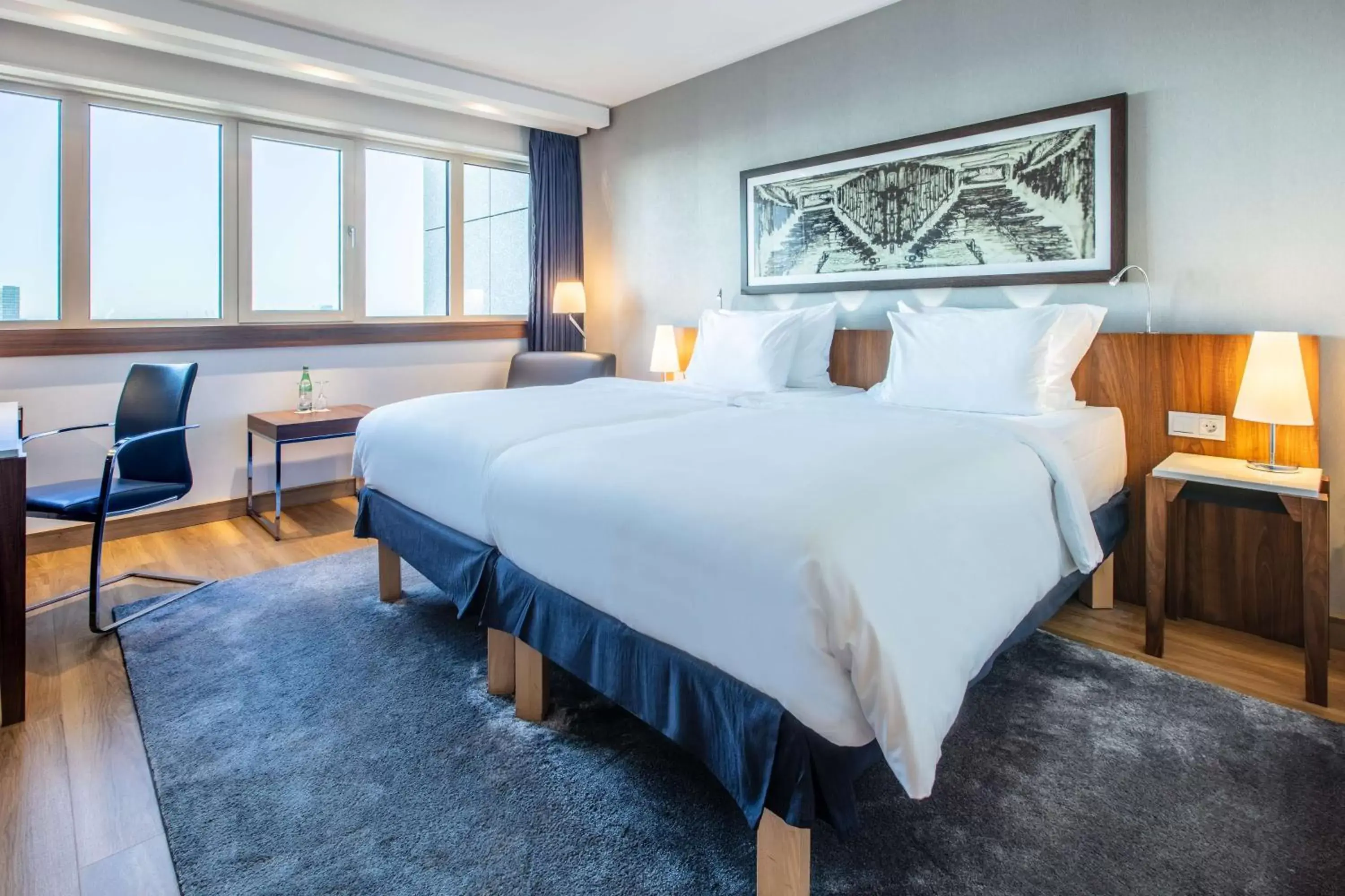 Premium Room with Panoramic View in Radisson Blu Hotel, Hamburg Premium Room with Panoramic View in Radisson Blu Hotel, Hamburg