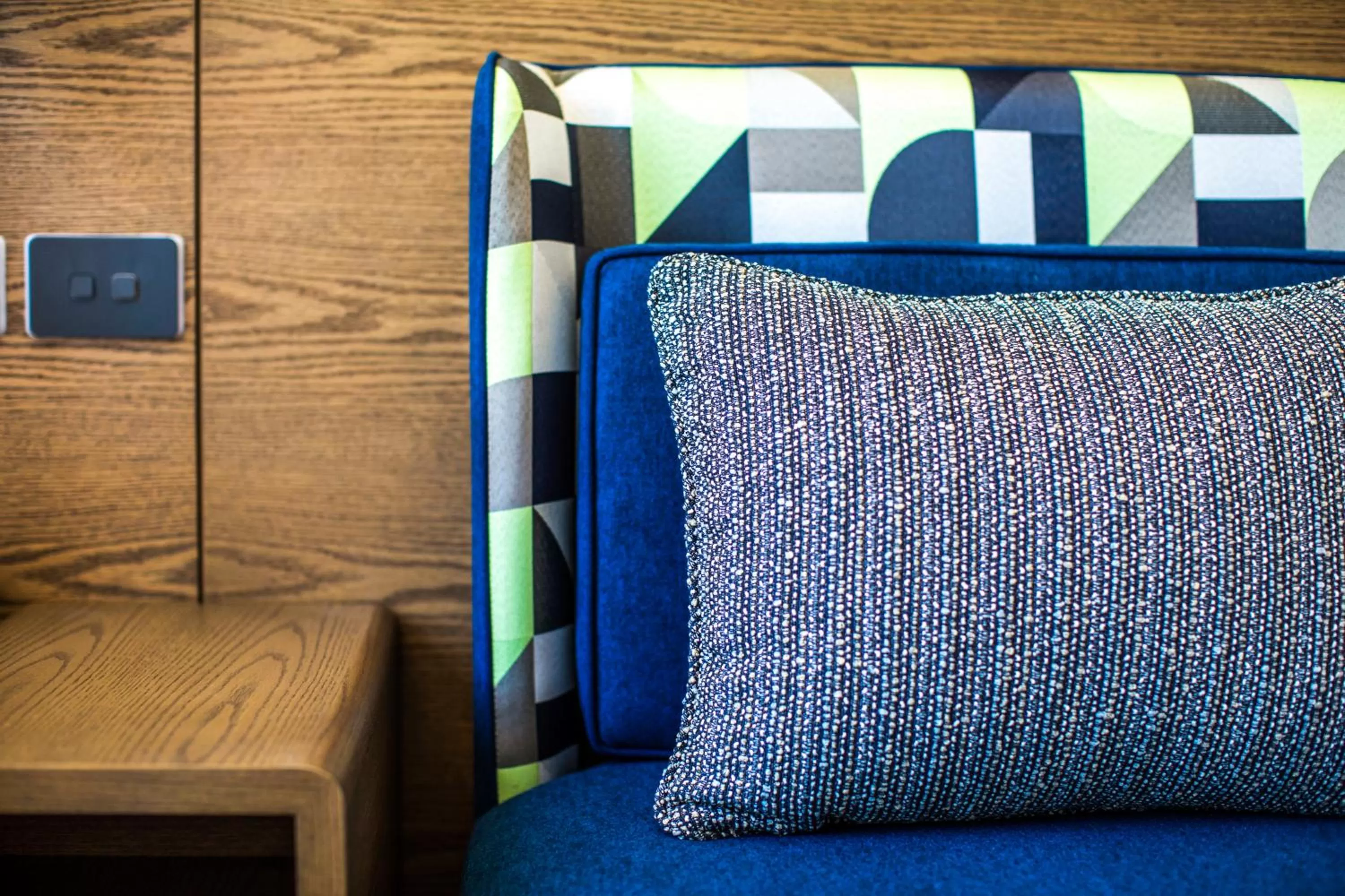 Seating area in Holiday Inn Express Melbourne Little Collins by IHG