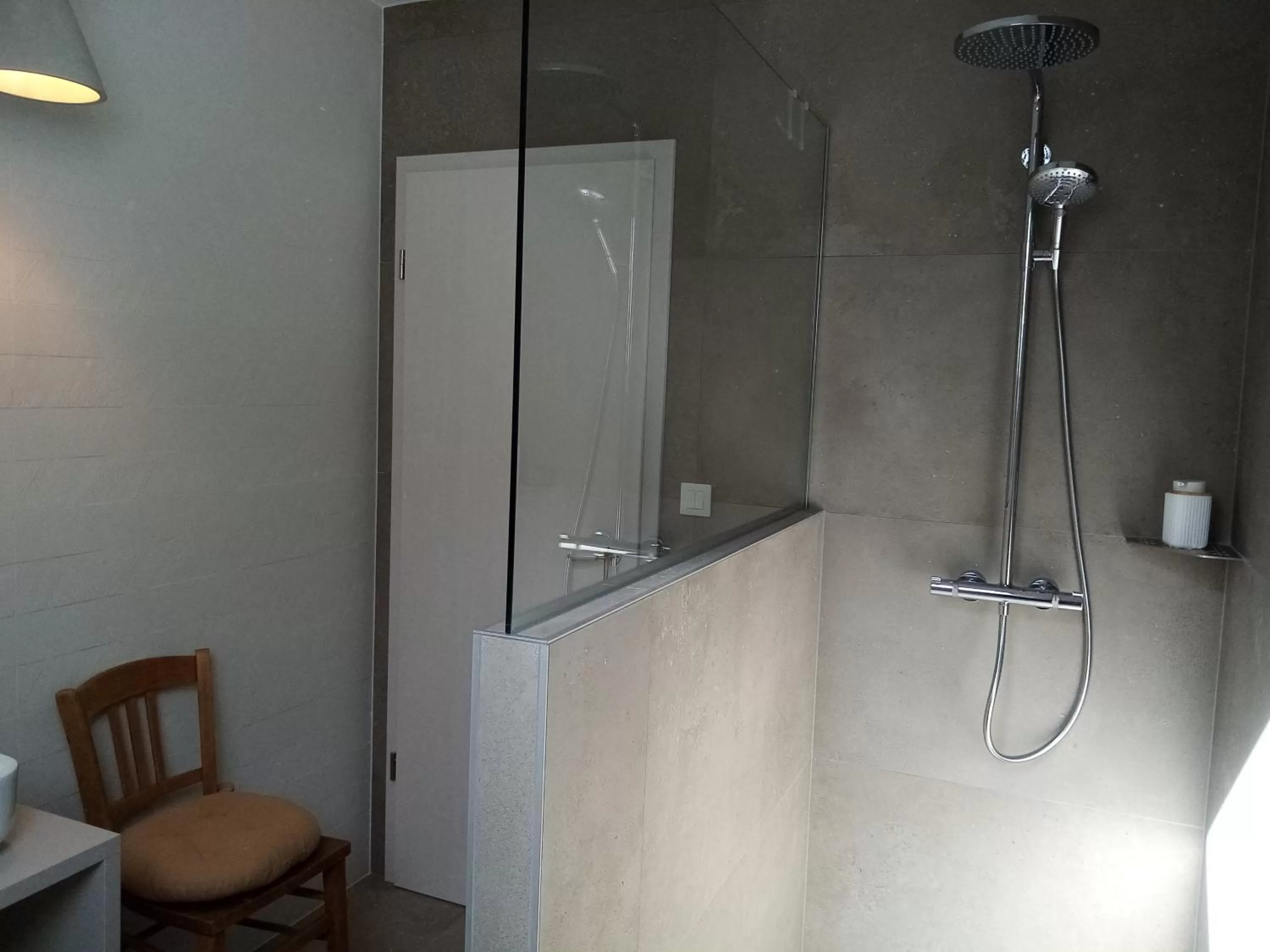 Shower, Bathroom in Hissele