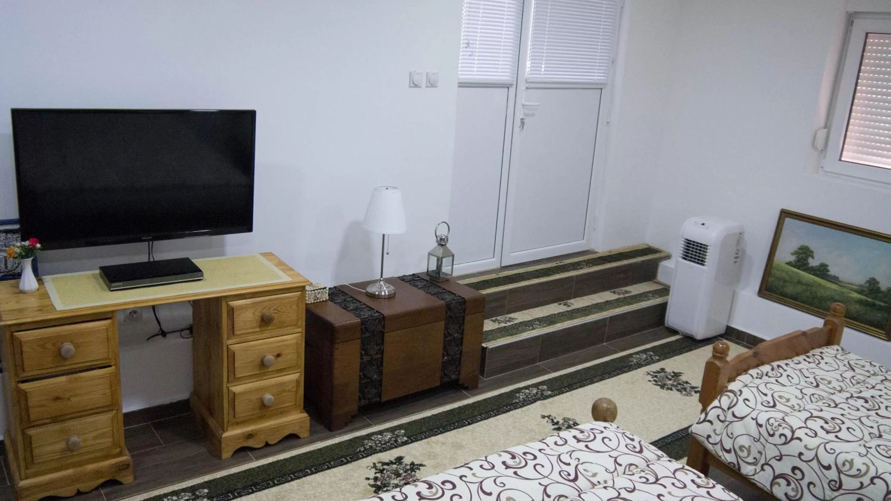 Photo of the whole room in Villa Lola & Nikola