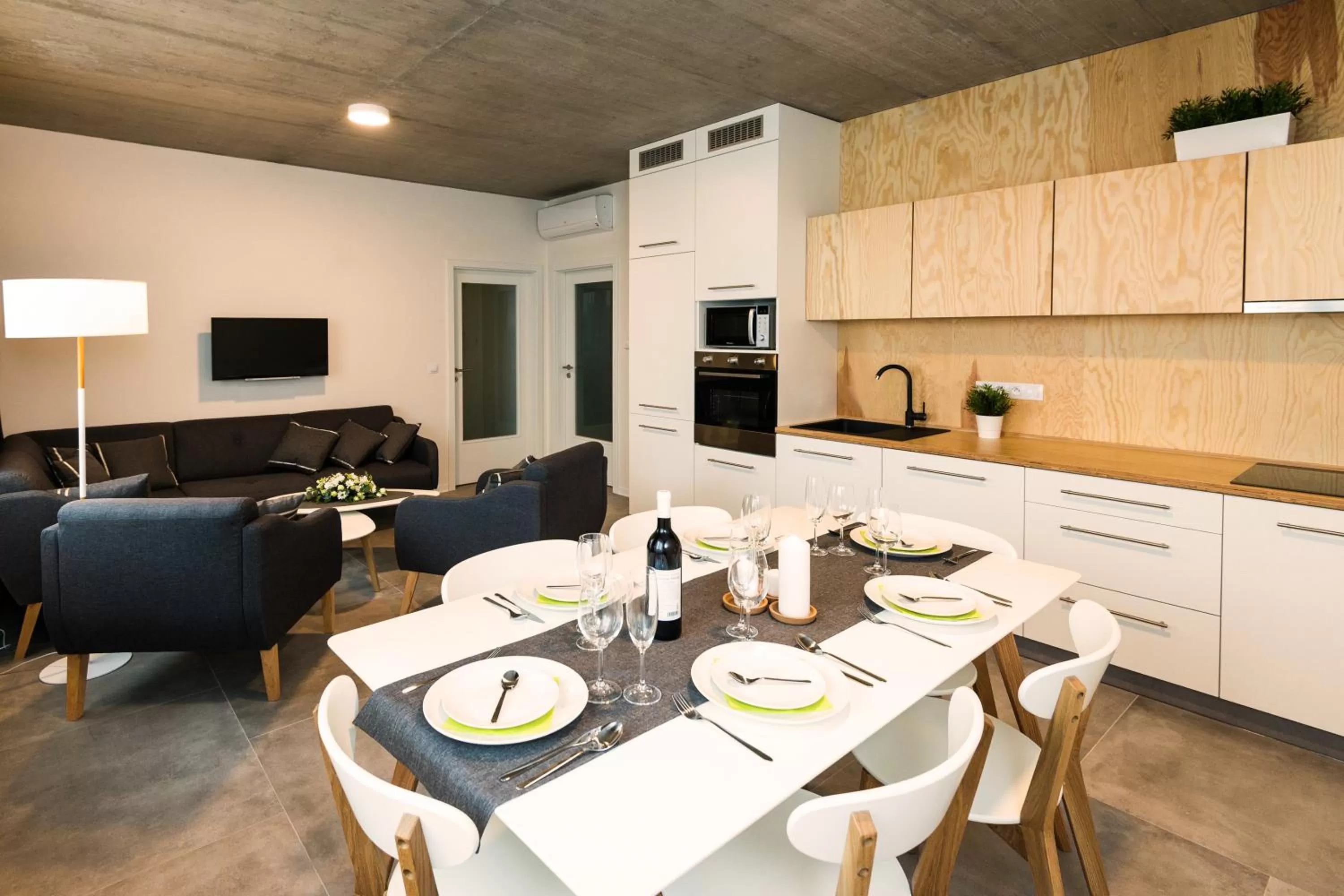 TV and multimedia in Residence Trafick