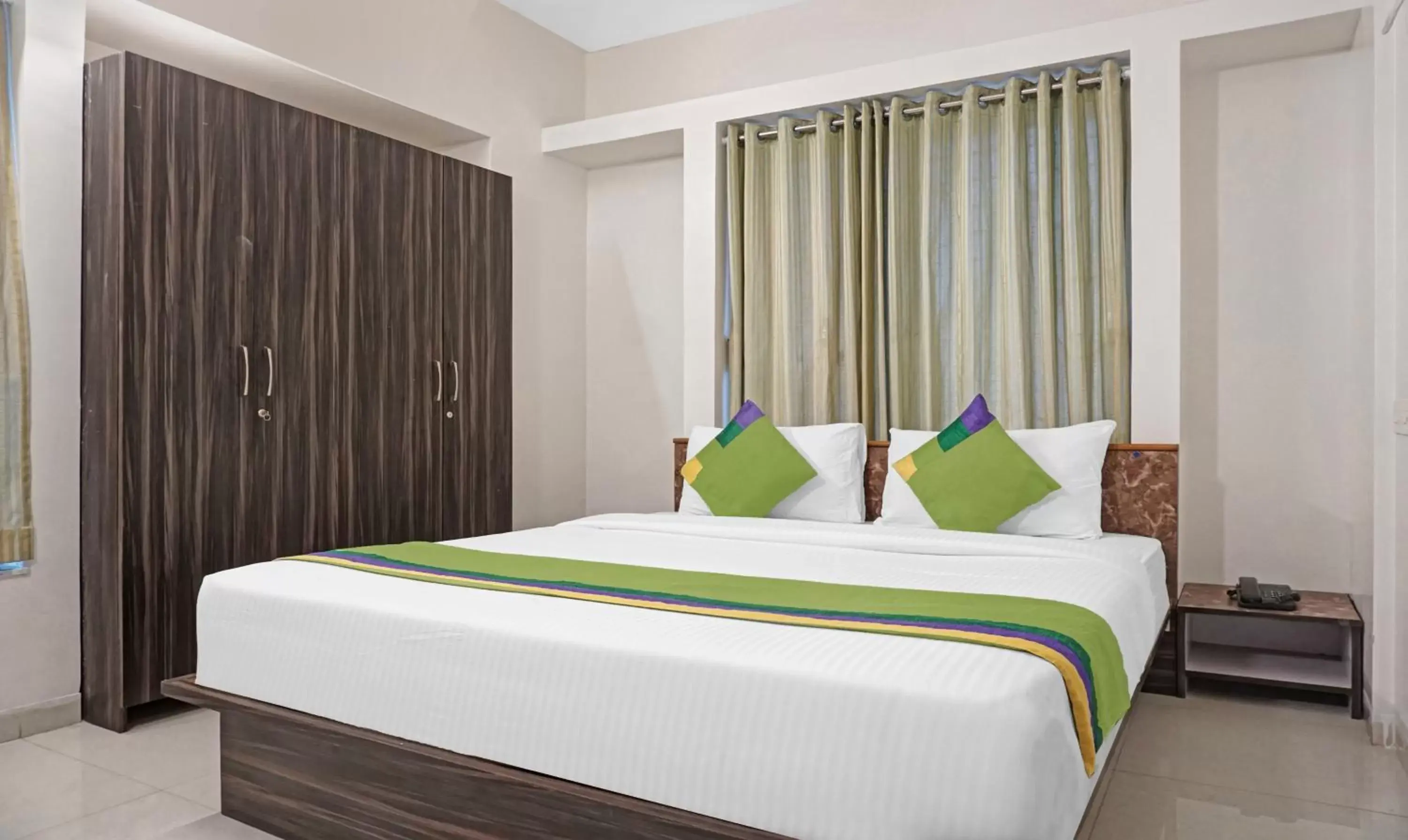 Treebo Diamond Residency - DDPK Inn Treebo Diamond Residency - DDPK Inn