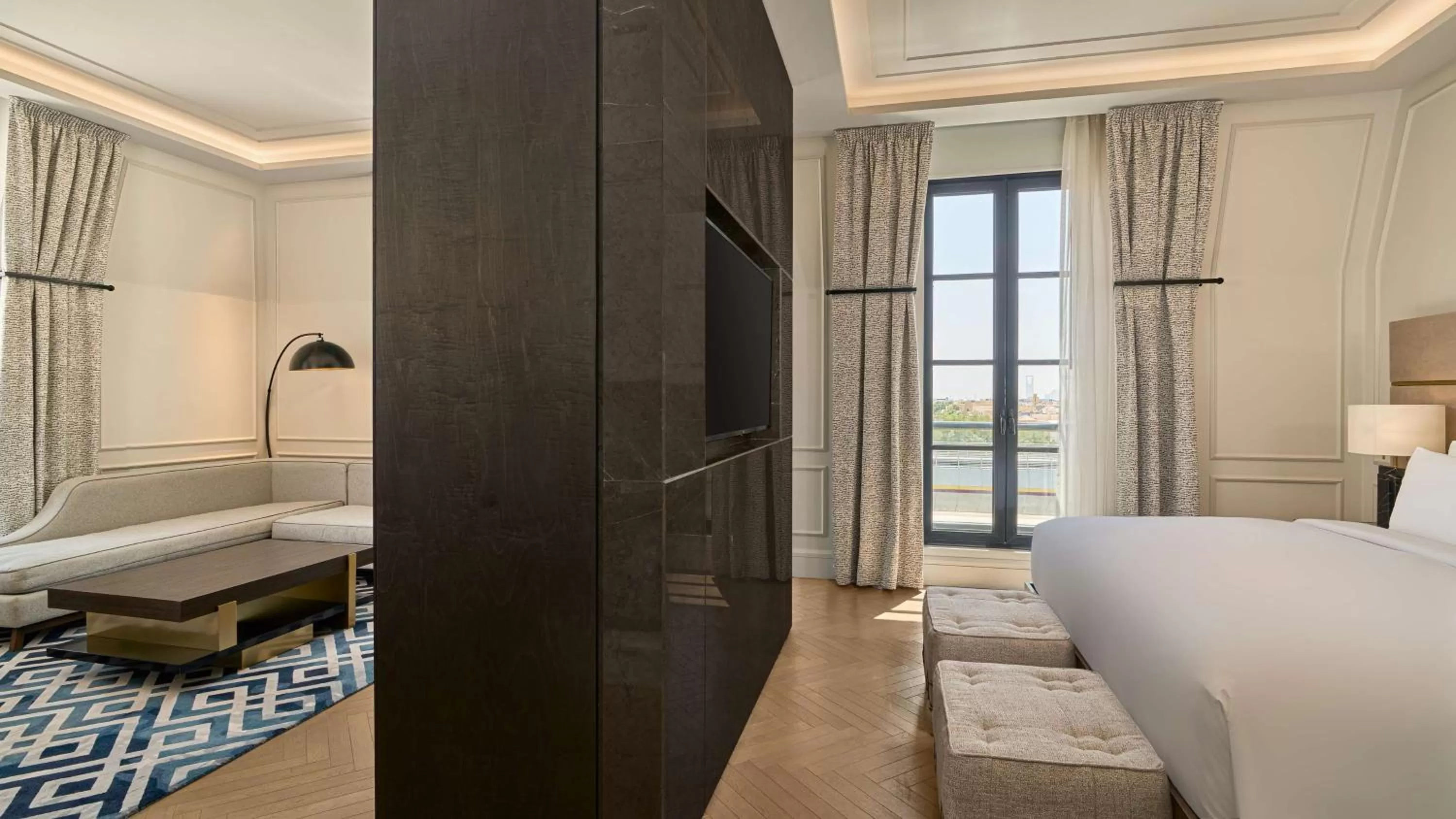 Bedroom, Bed in Mansard Riyadh, a Radisson Collection Hotel