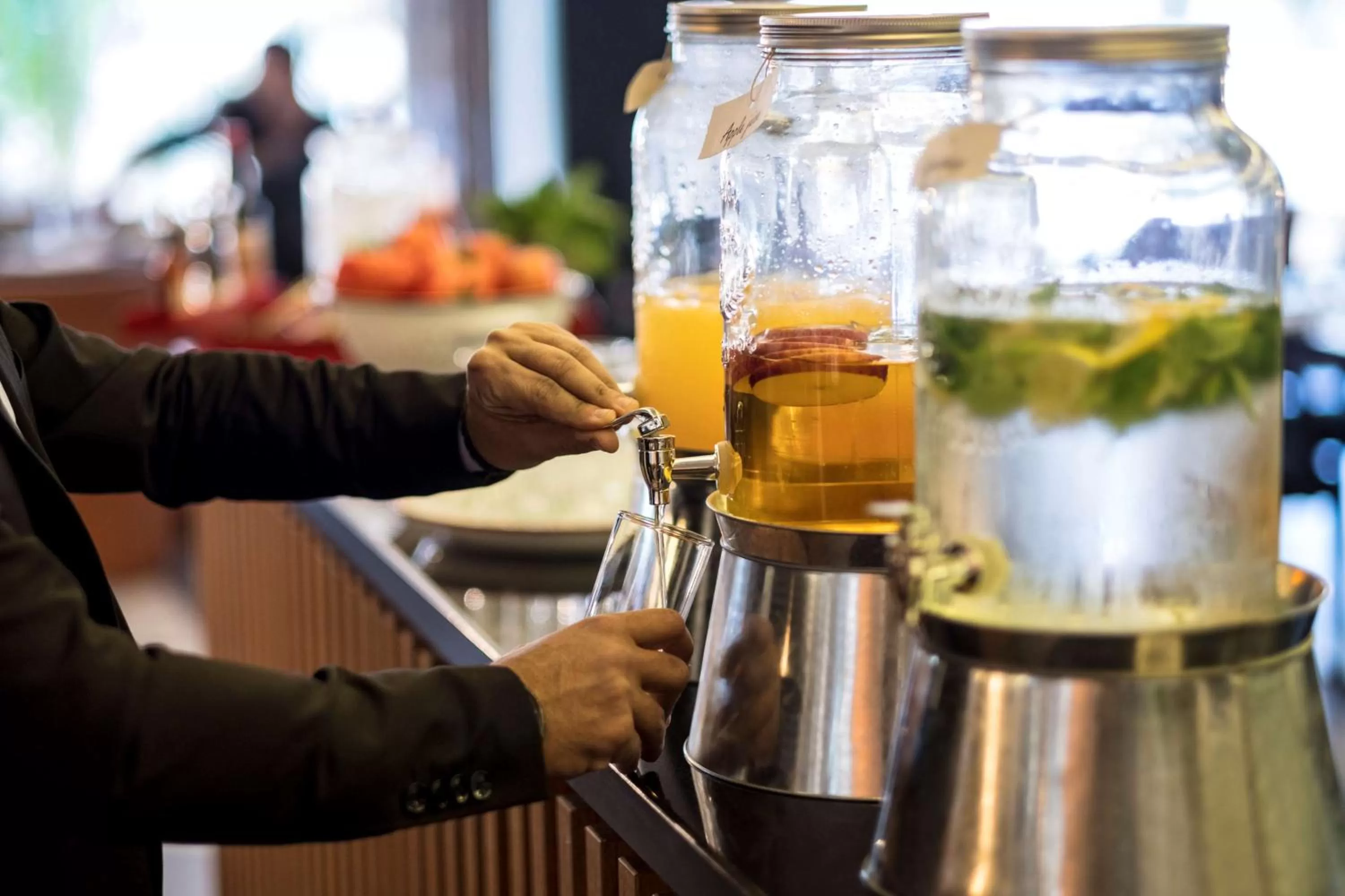 Restaurant/places to eat in Radisson Blu Hotel, Beirut Verdun