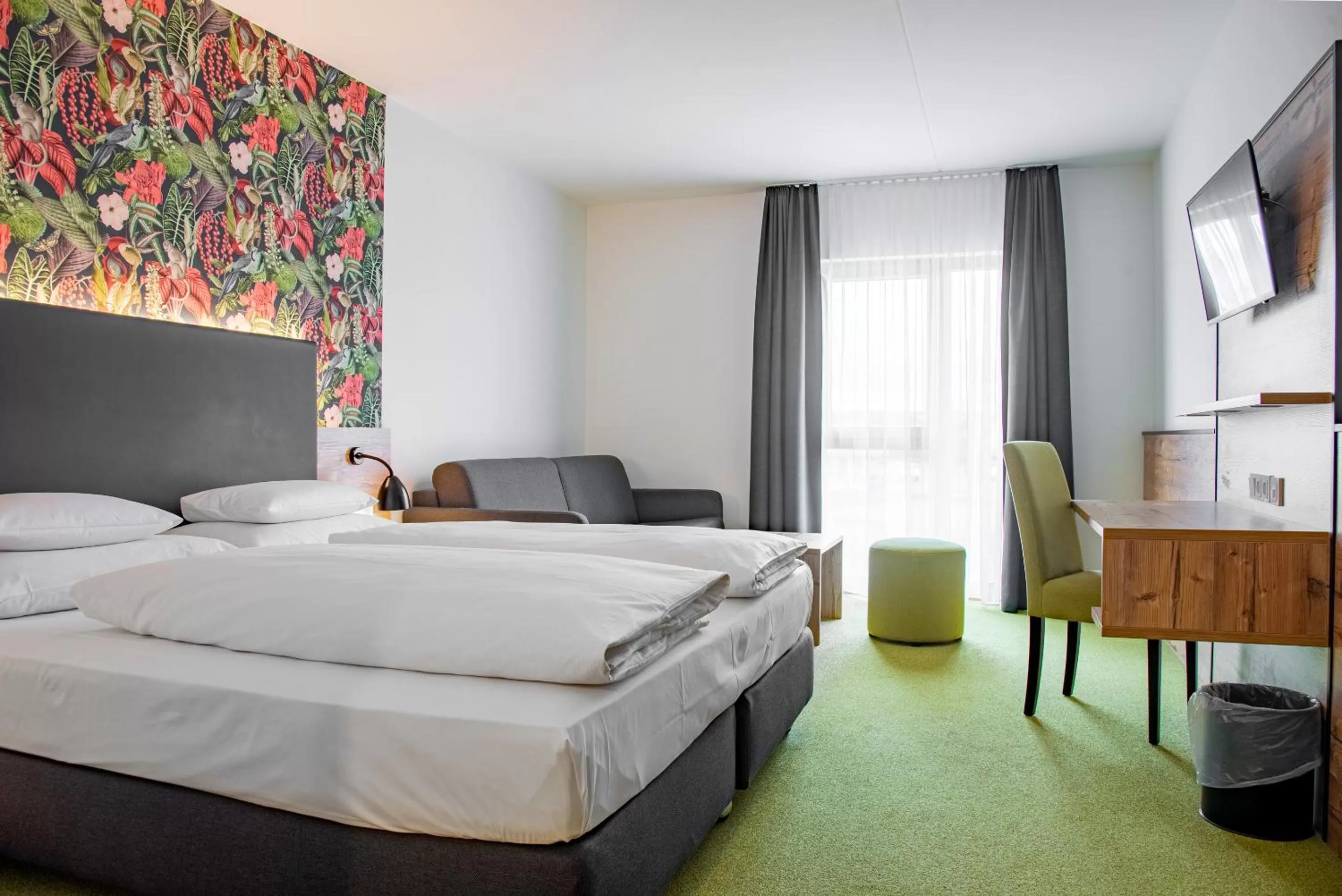 Bed in Alb Inn - Hotel & Apartments