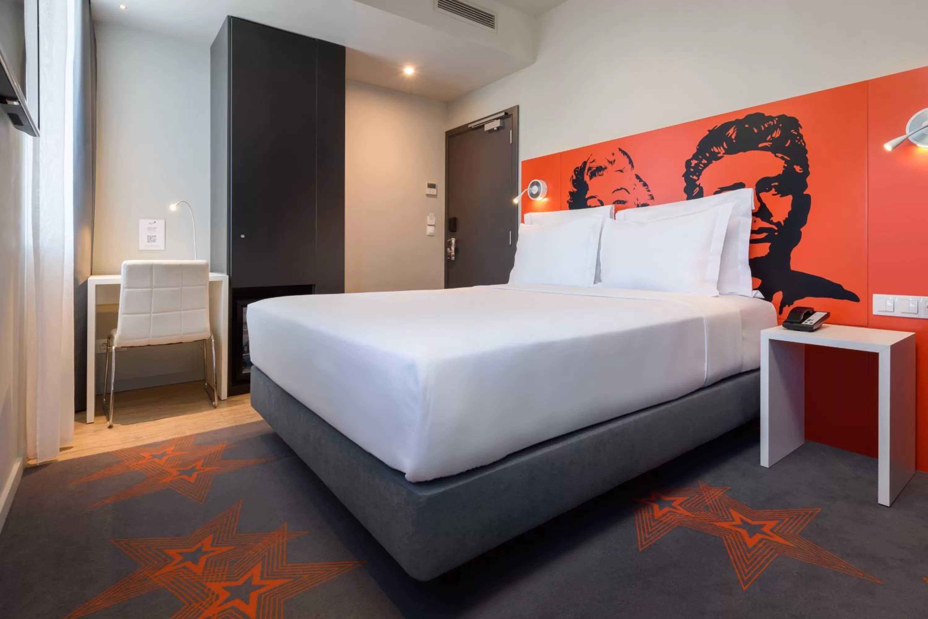 Bed in Star inn Lisbon Airport