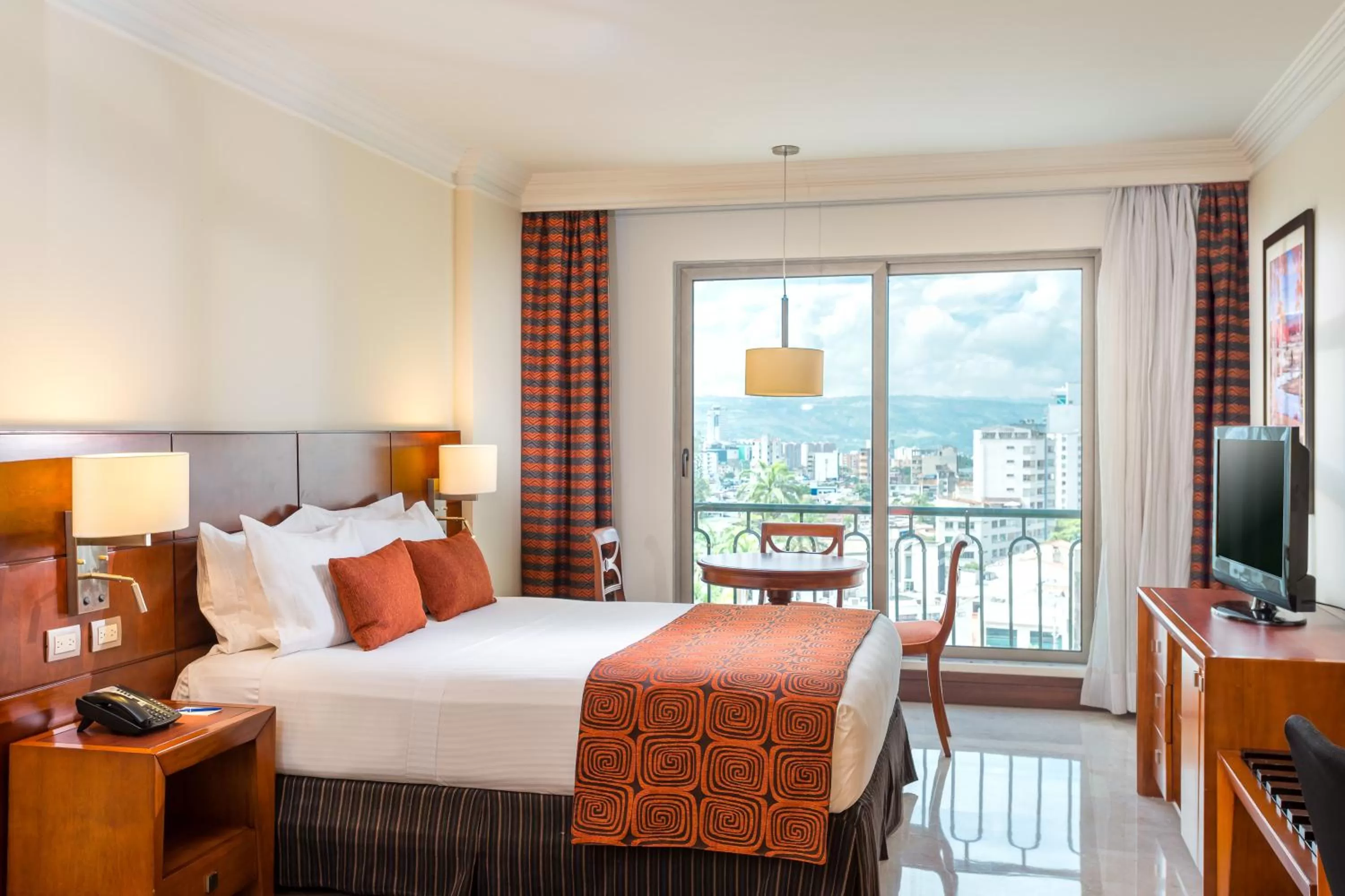 Bedroom, Bed in Hotel Dann Carlton Bucaramanga