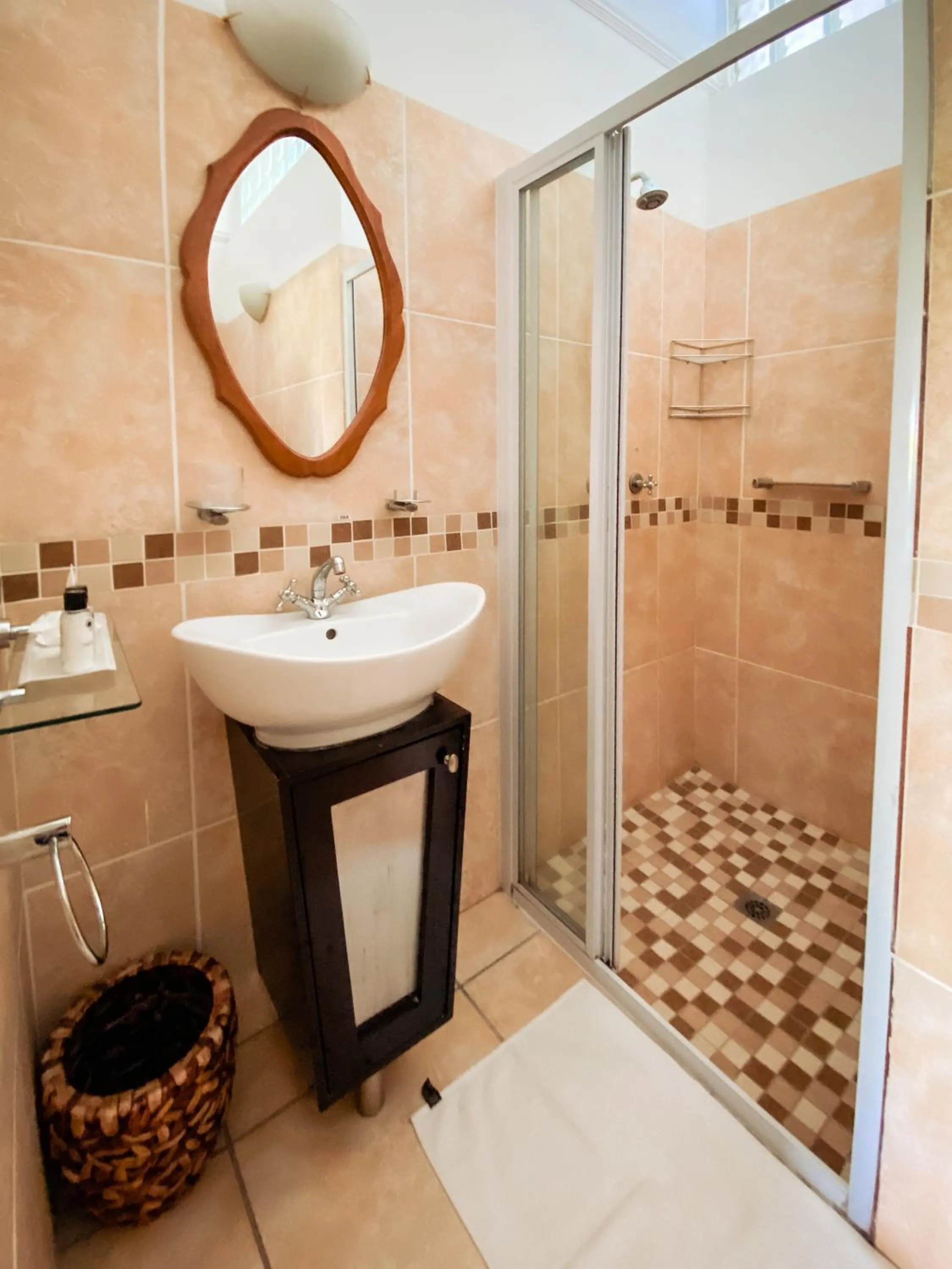 Bathroom in 5 Camp Street Guesthouse & Self-catering