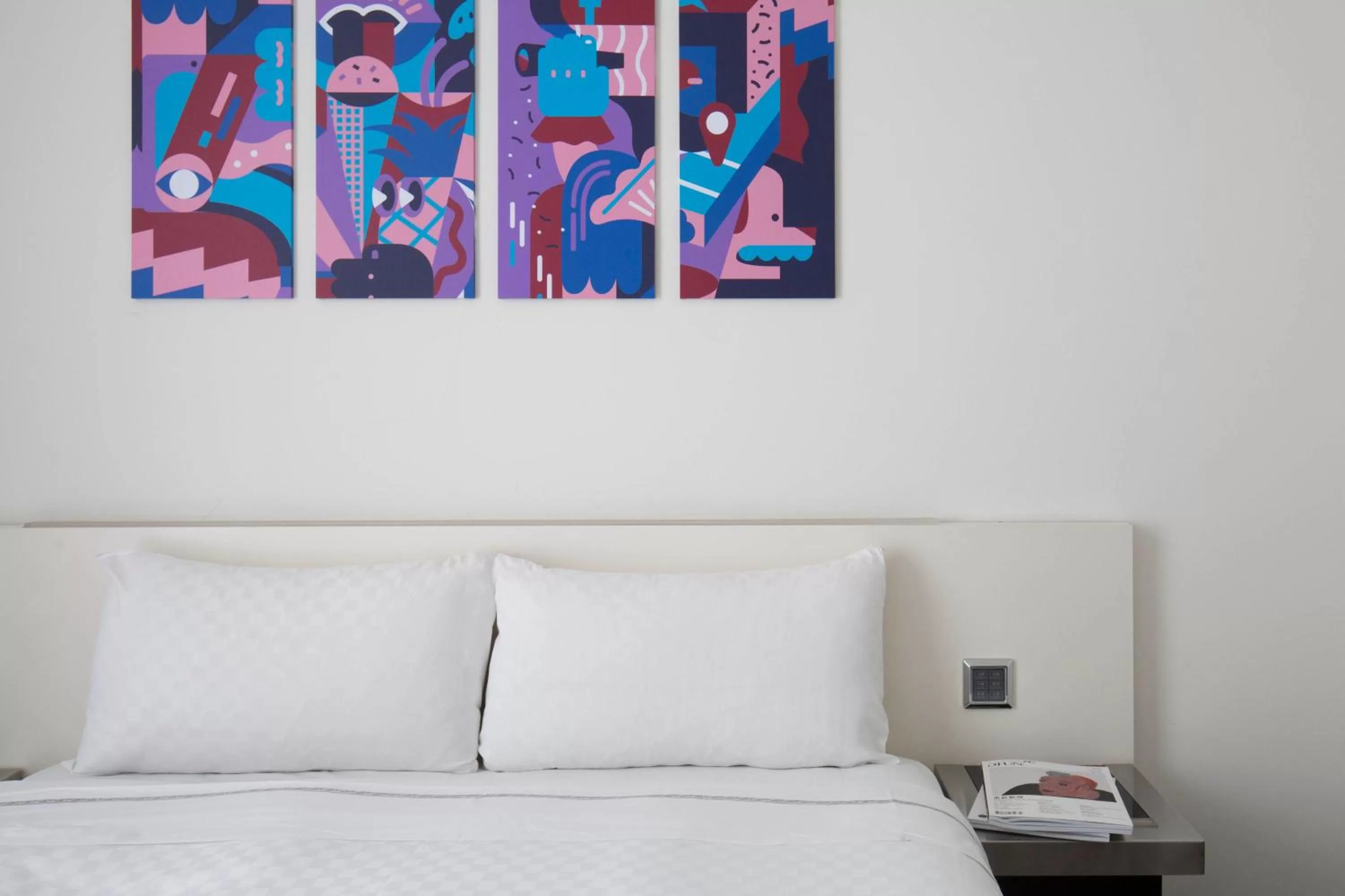 Photo of the whole room, Bed in CityInn Hotel Taipei Station Branch II