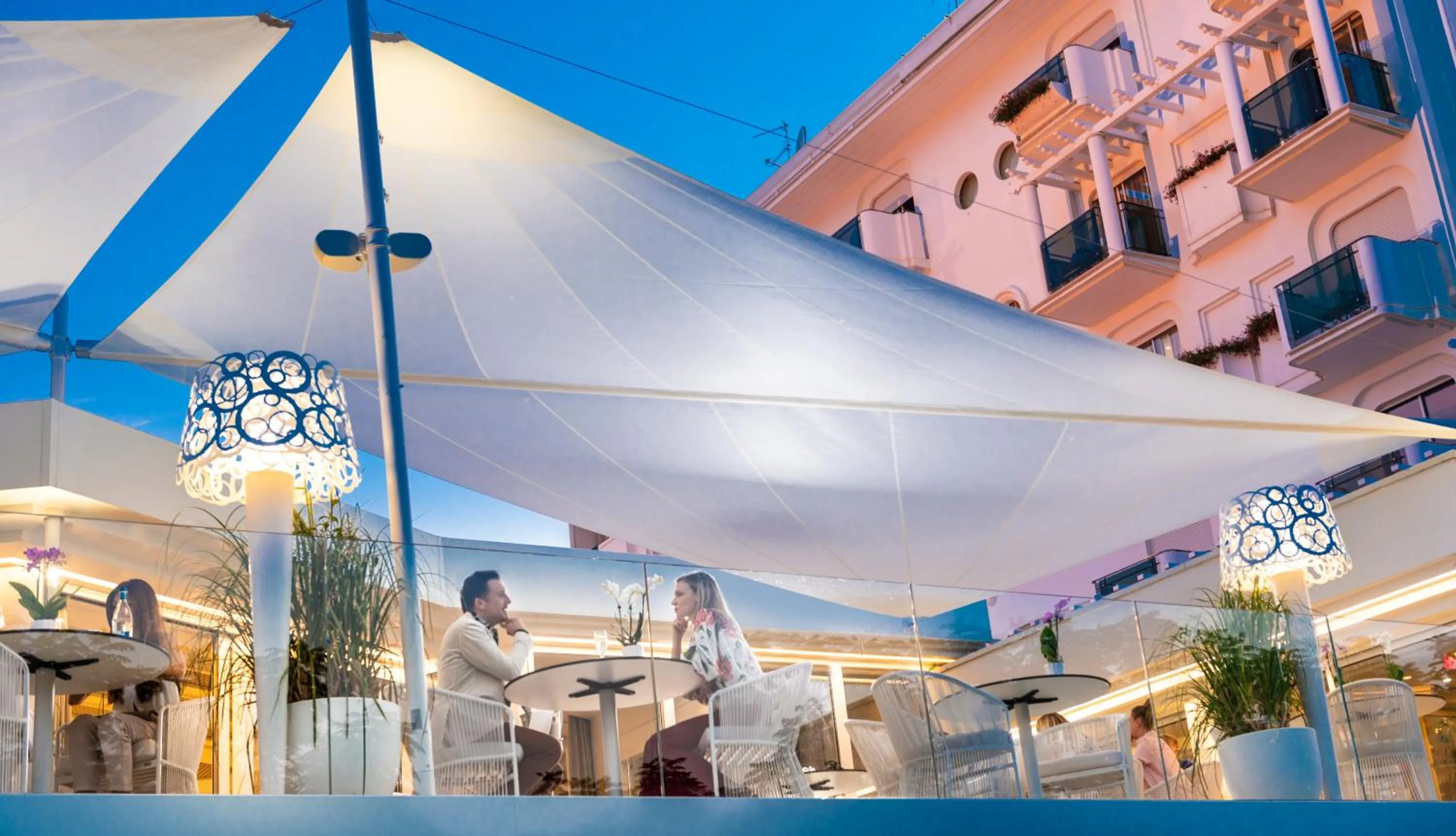 Restaurant/places to eat in Atlantic Hotel & SPA