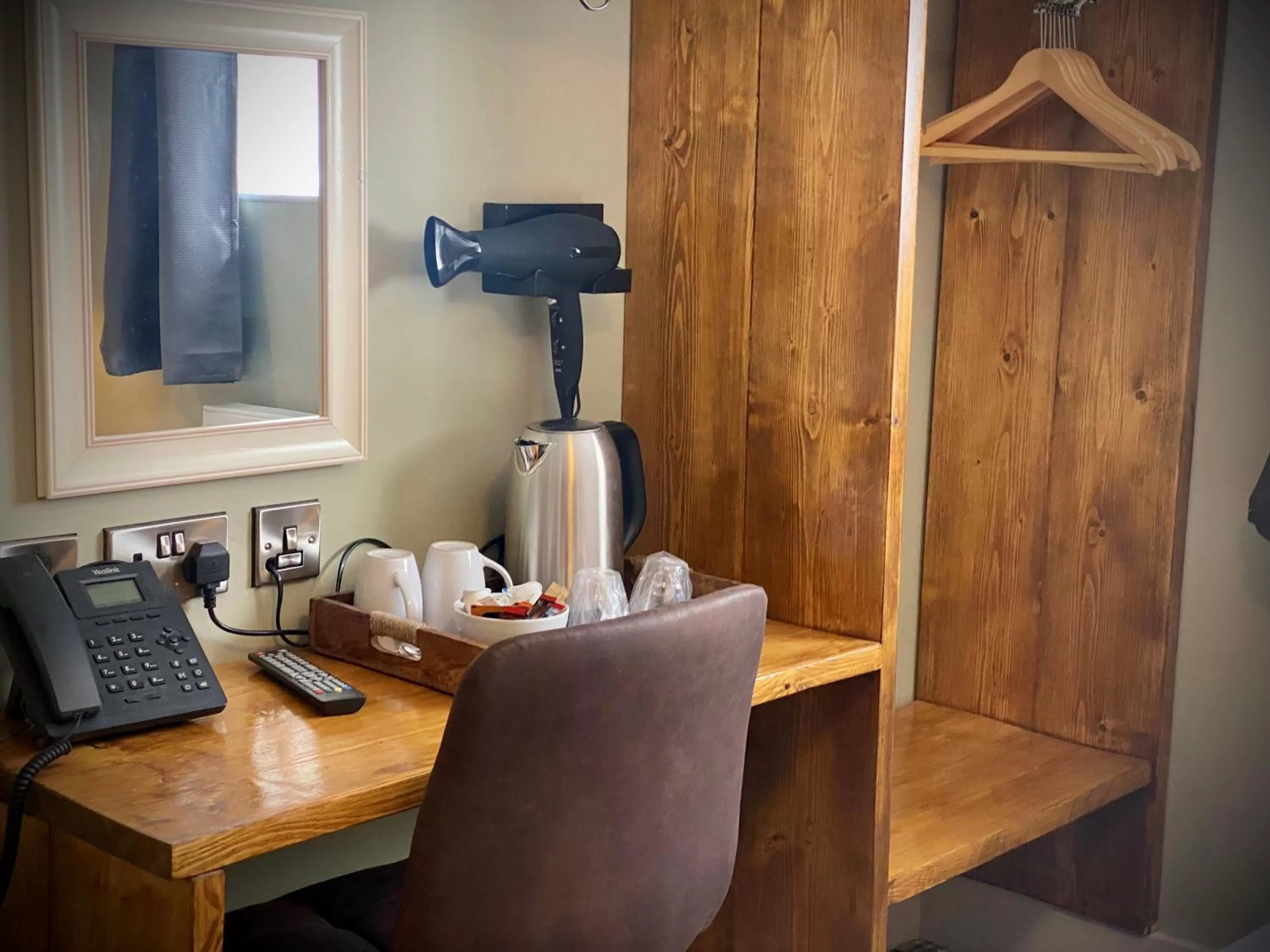 TV and multimedia in Tyr Winch