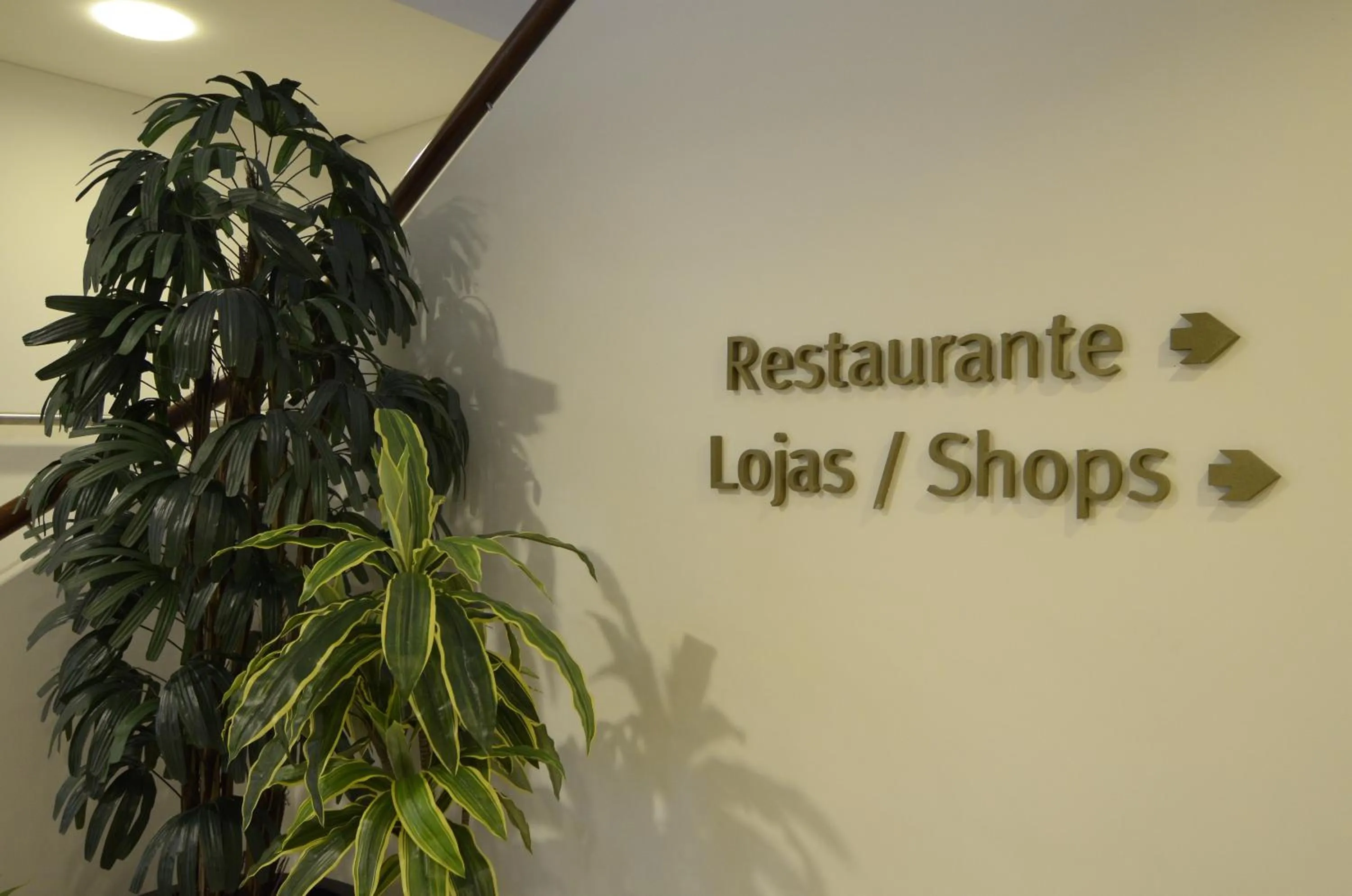 Lobby or reception in Hotel Cinquentenario & Conference Center