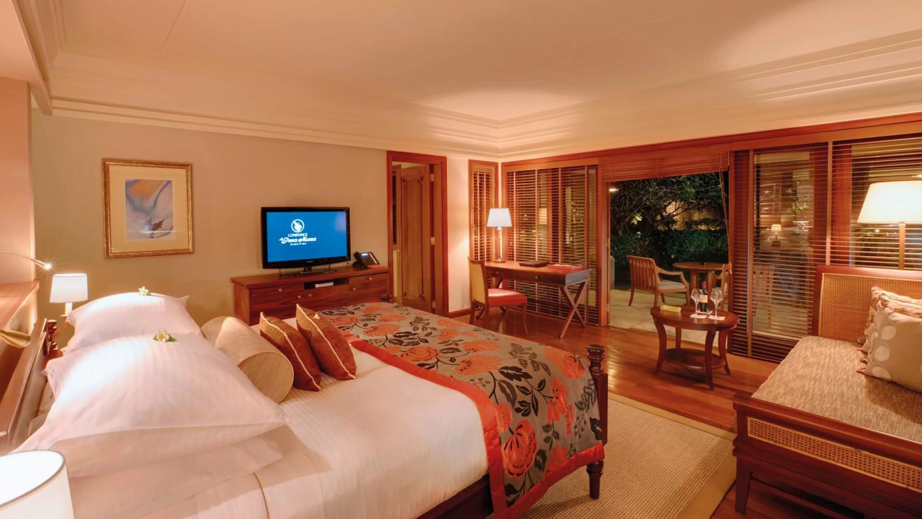 TV and multimedia, Bed in Constance Prince Maurice