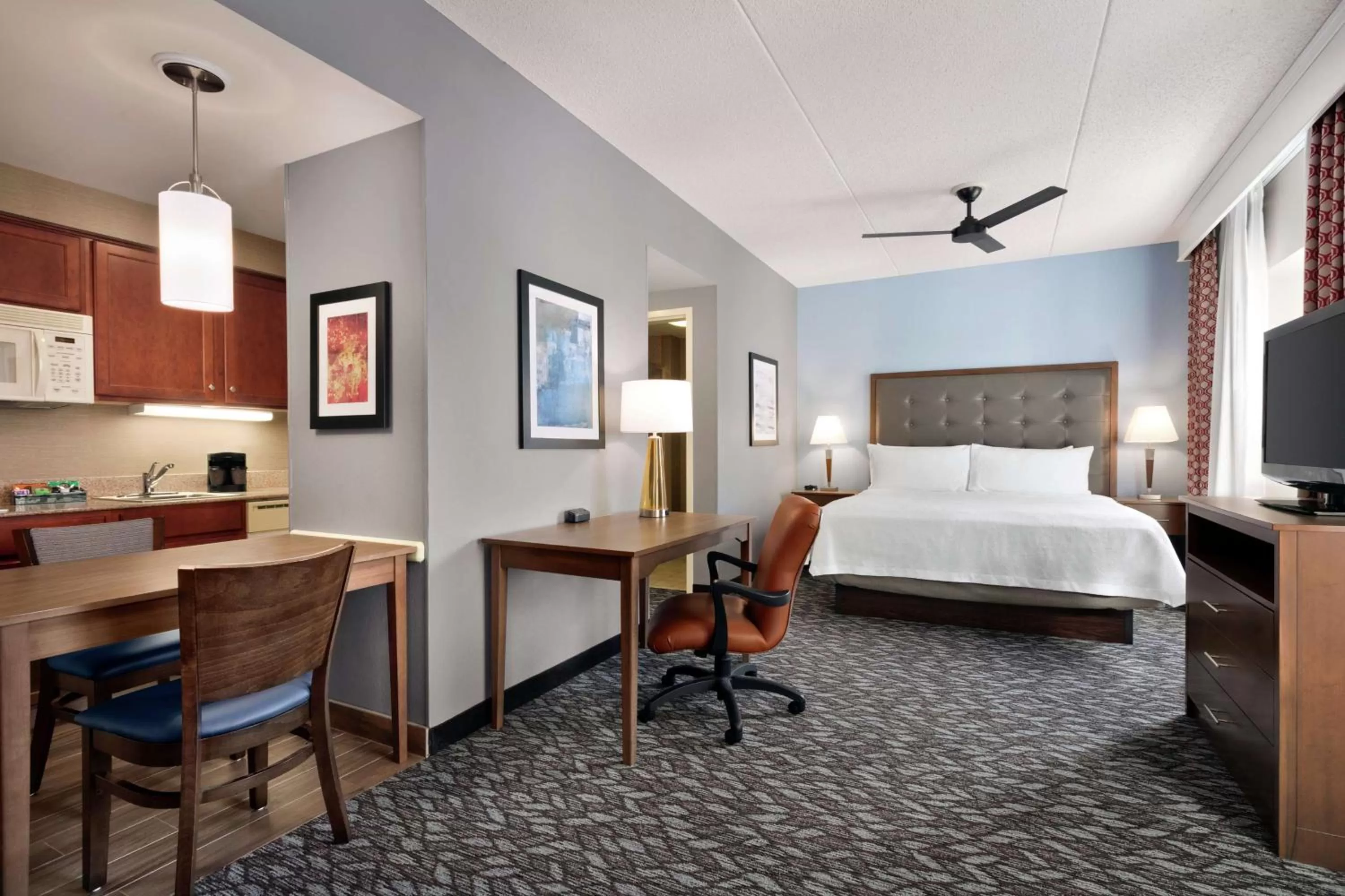 Bedroom, Bed in Homewood Suites by Hilton Harrisburg East-Hershey Area