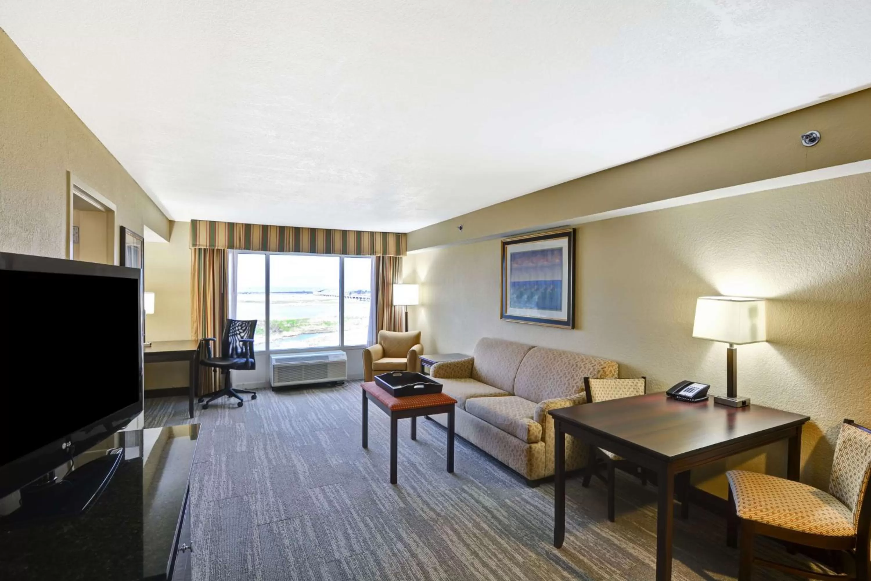 Bedroom in Hampton Inn Mobile/East Bay