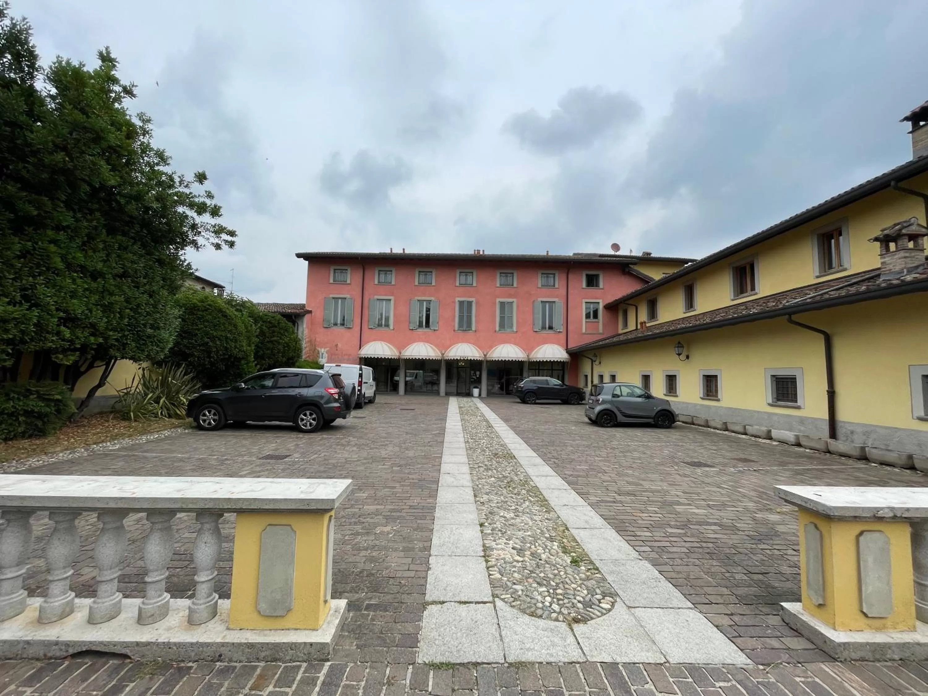 Property building in Bes Hotel Bergamo Cologno al Serio