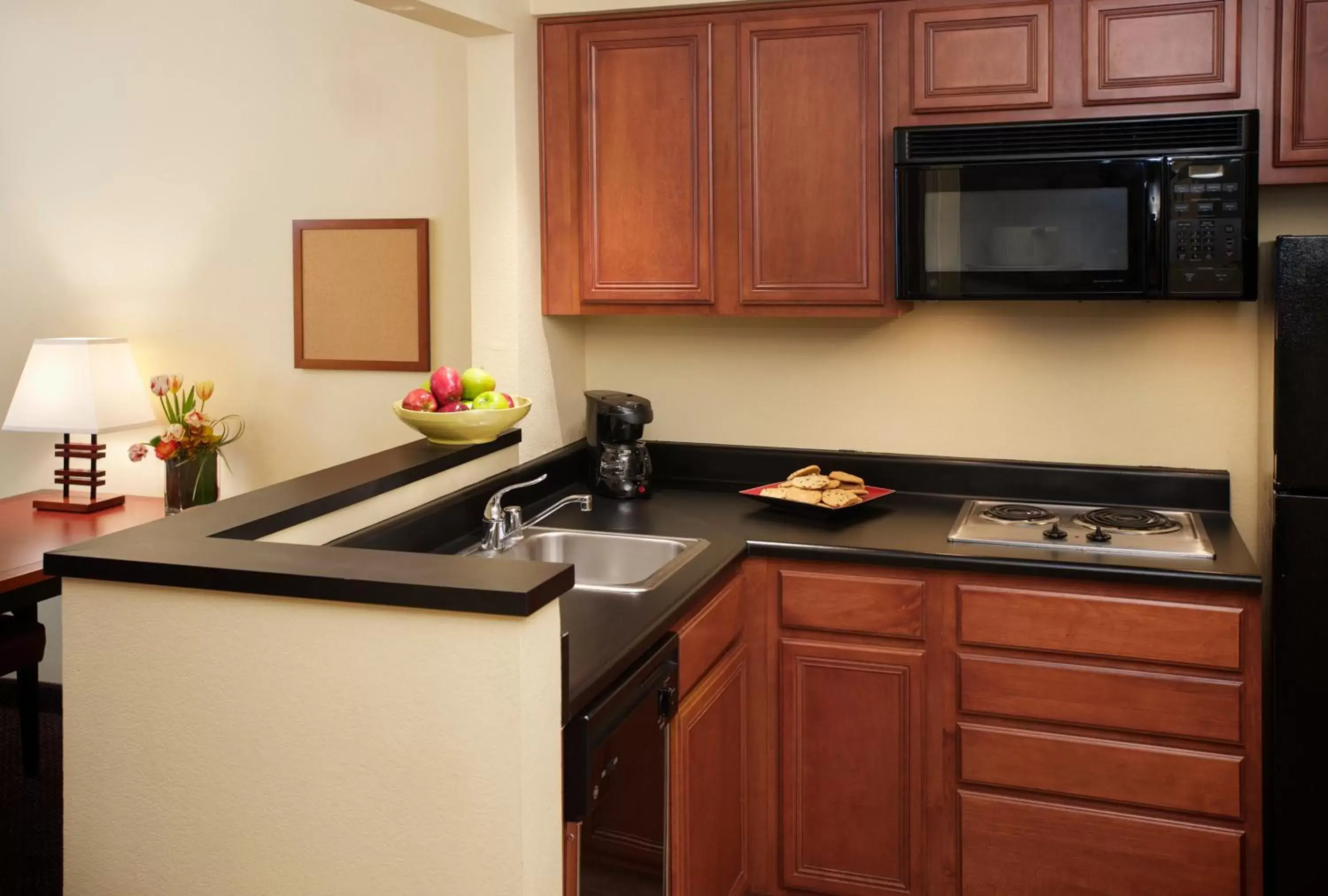 Studio Suite - Disability Access in Larkspur Landing South San Francisco-An All-Suite Hotel Studio Suite - Disability Access in Larkspur Landing South San Francisco-An All-Suite Hotel