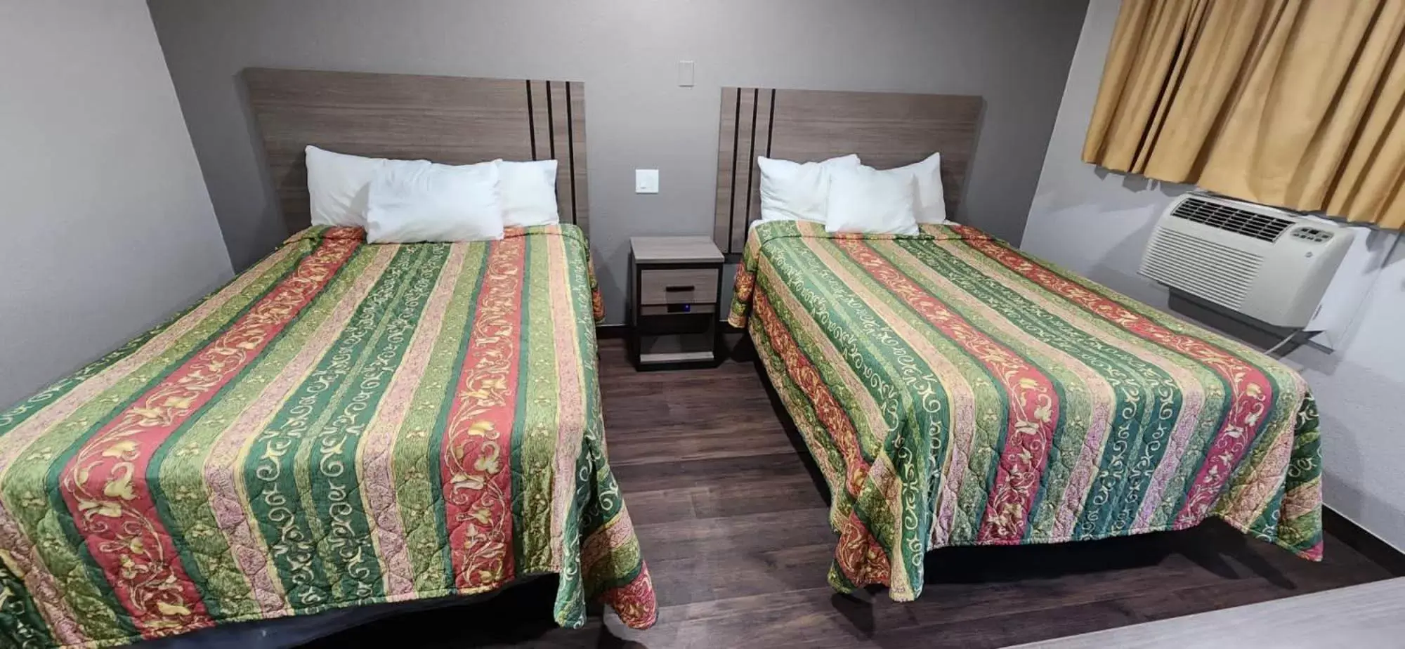 Double Room with Two Double Beds - Non-Smoking in Value Lodge Double Room with Two Double Beds - Non-Smoking in Value Lodge