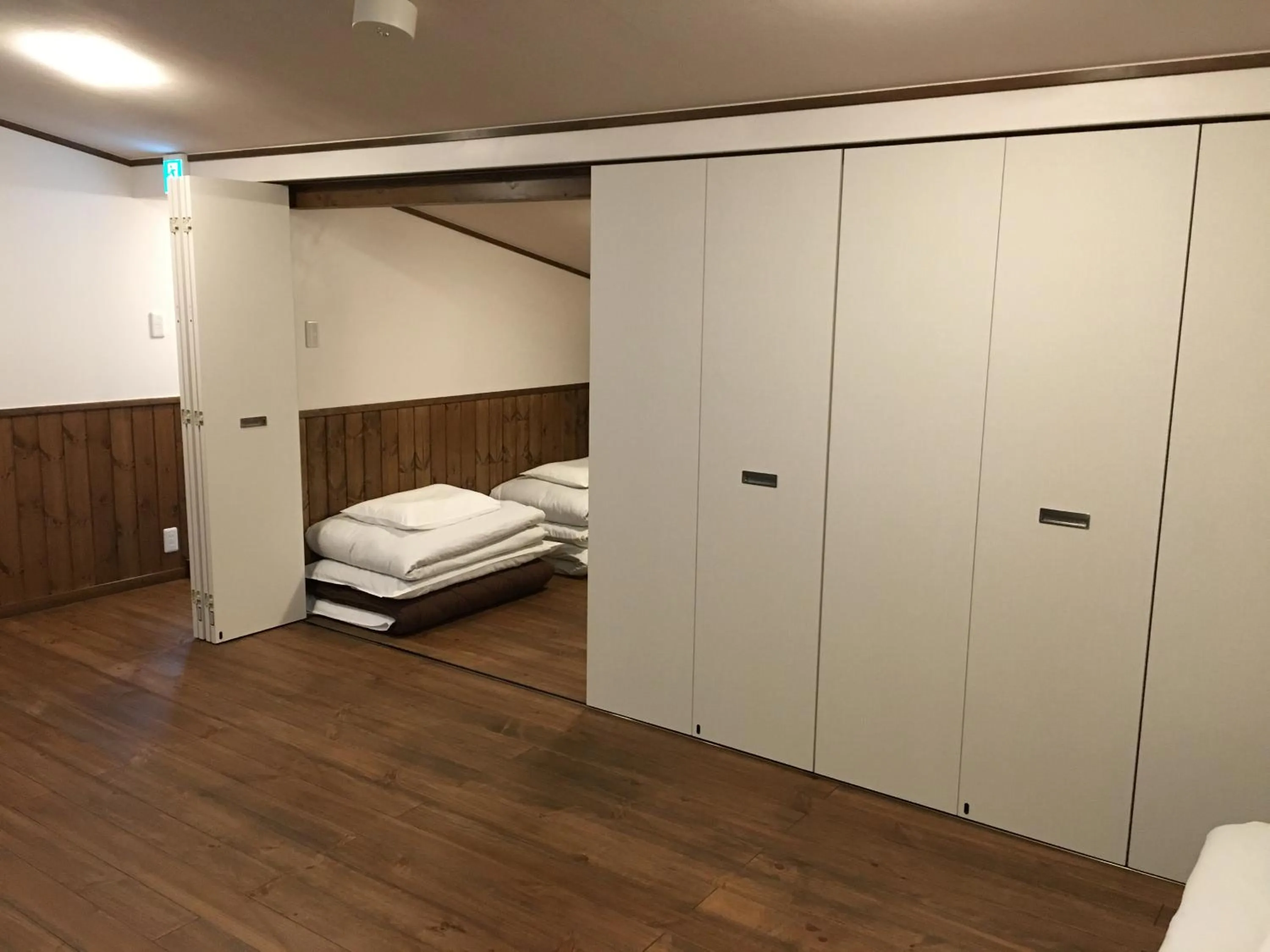 Bedroom, Bed in Villa Orange Cabin