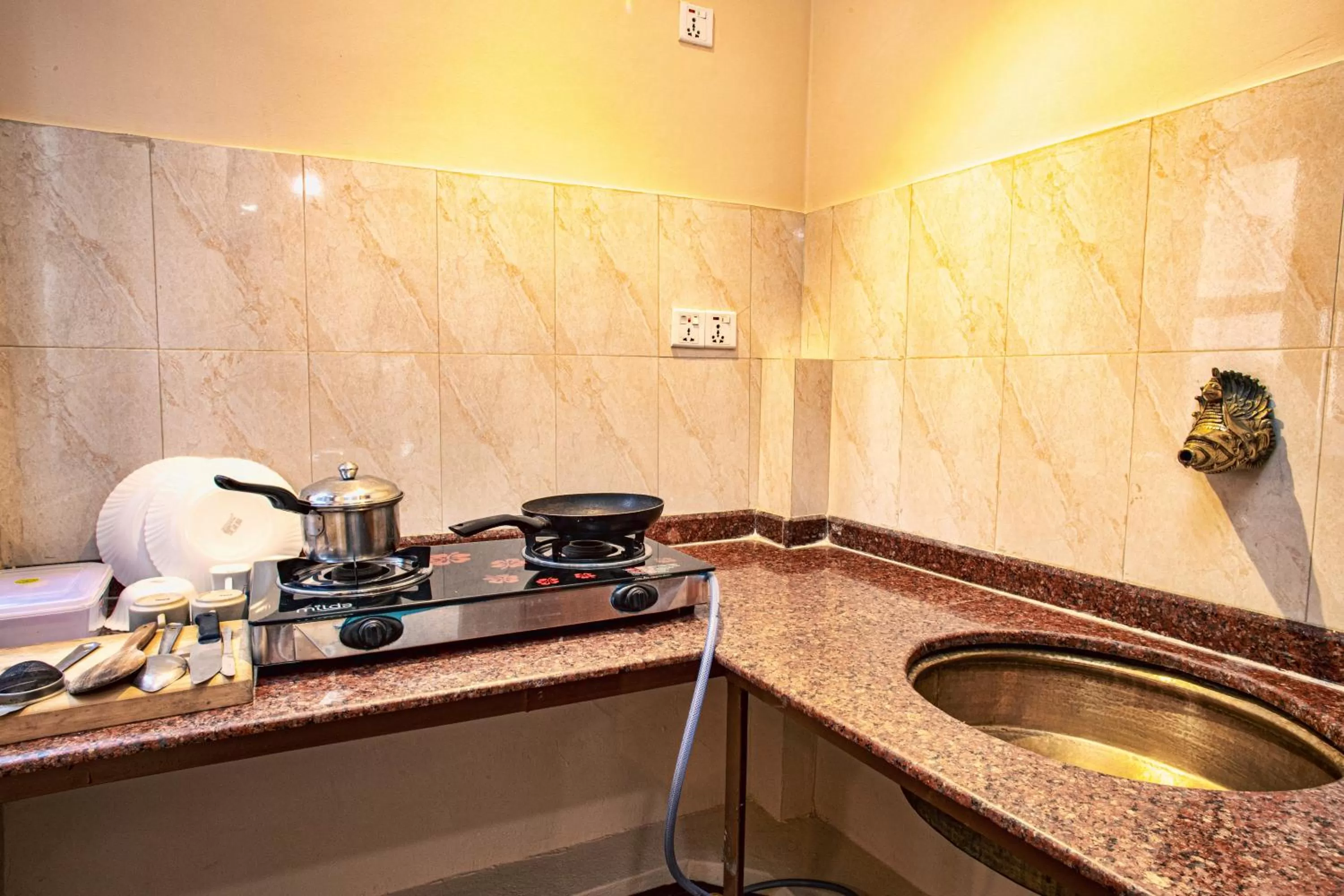 Kitchen or kitchenette, Kitchen/Kitchenette in Newa Home