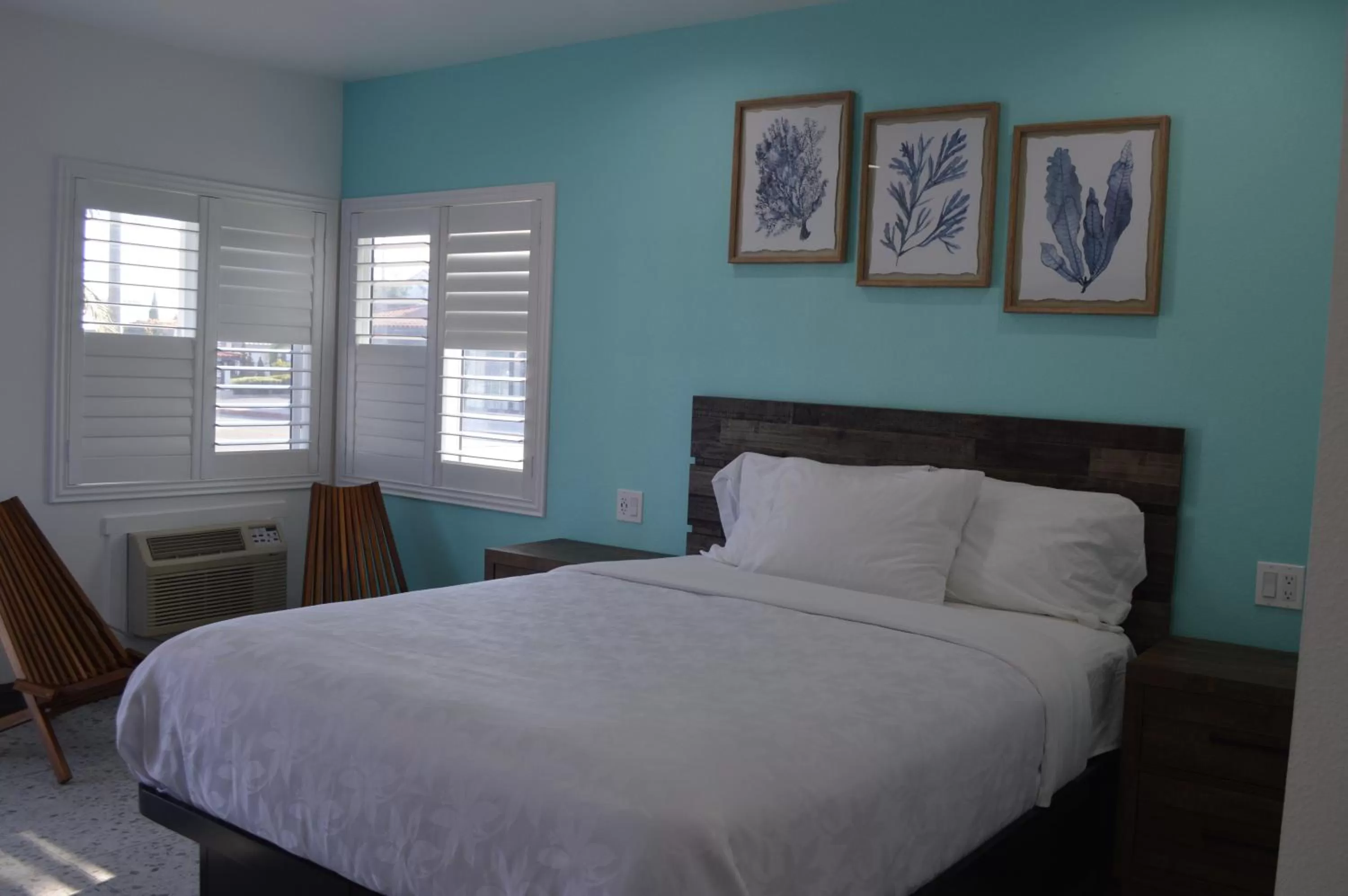 Bed in Calafia Inn San Clemente Newly renovated