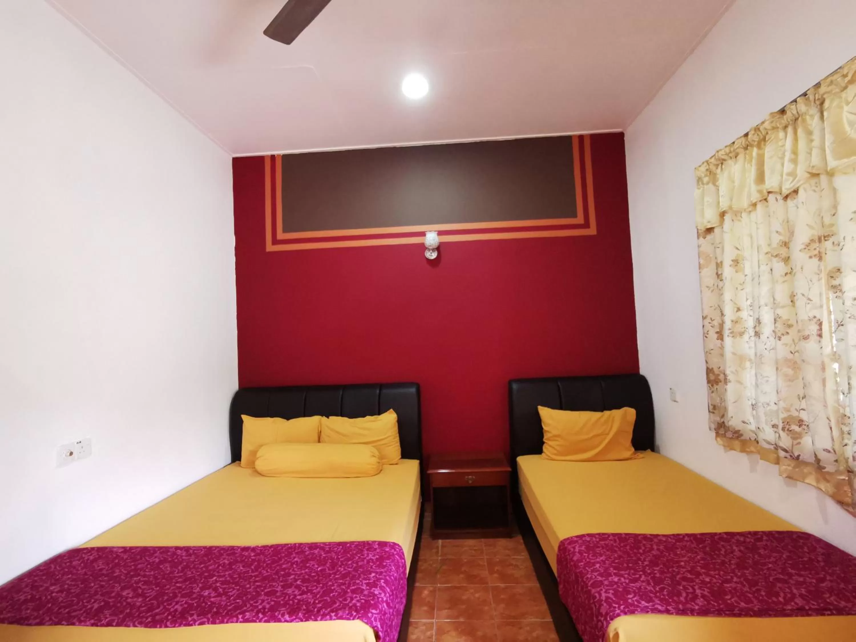 Bed in Cenang Room Rahsia Motel