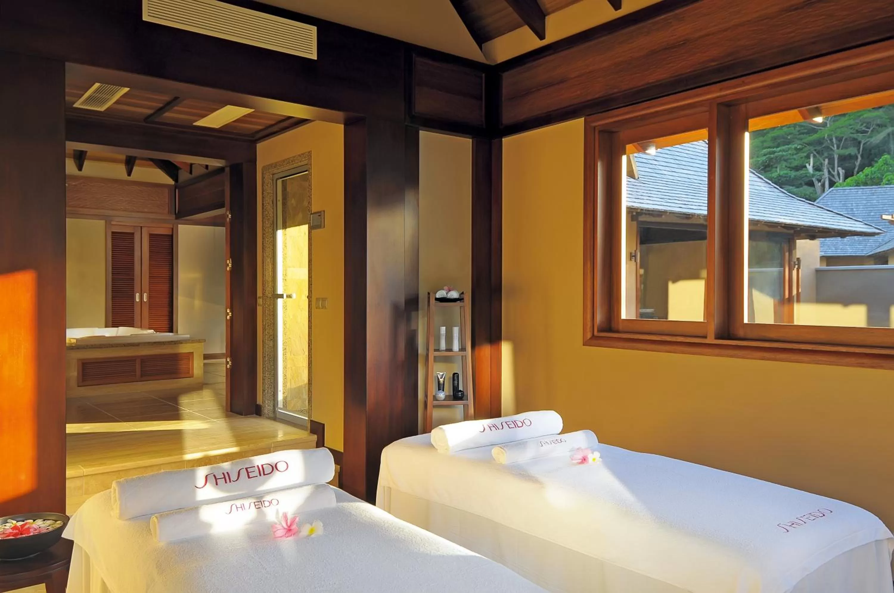 Spa and wellness centre/facilities, Bed in Constance Ephelia