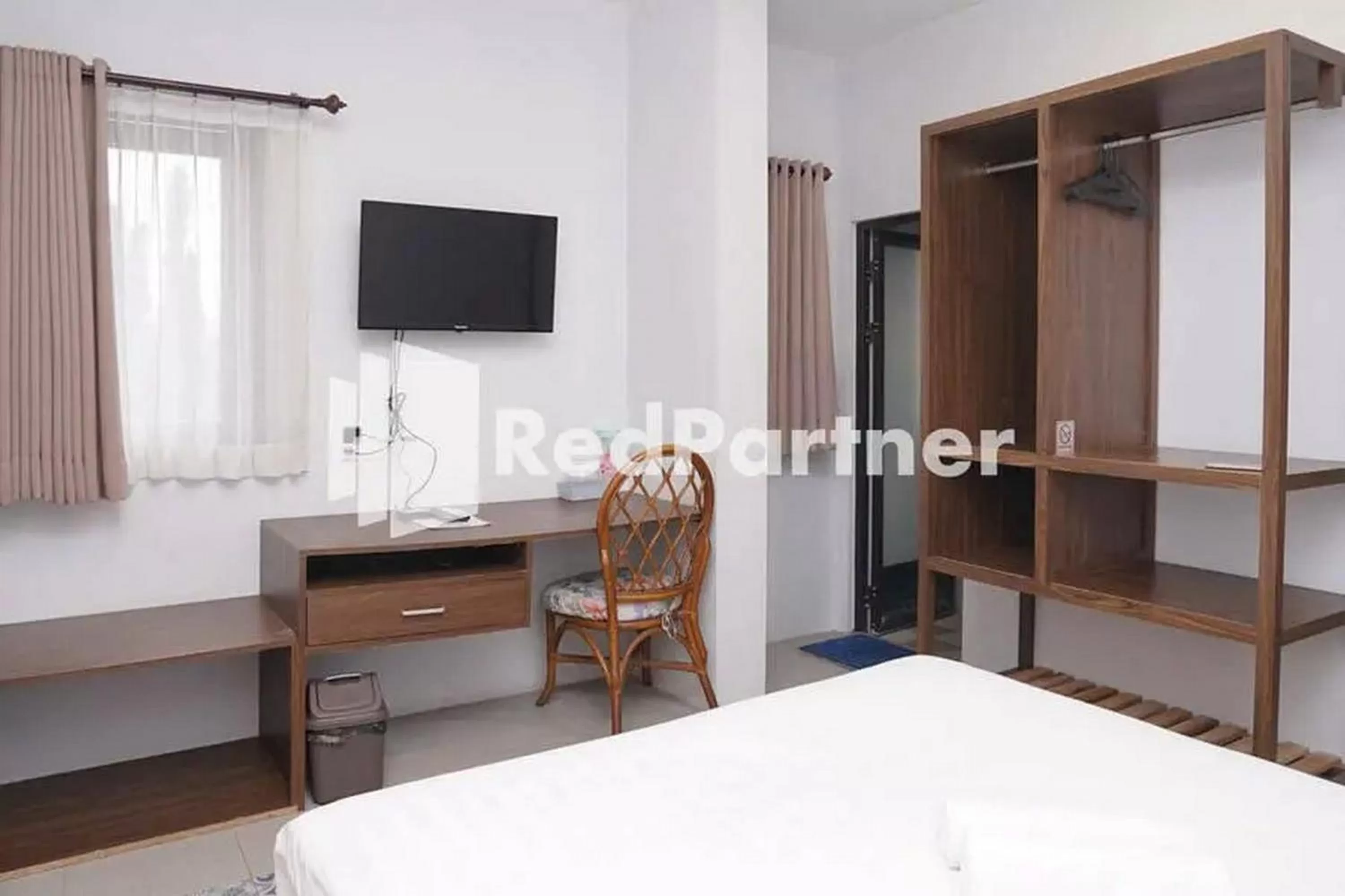 Bed in Panorama Inn Residence Batu Redpartner