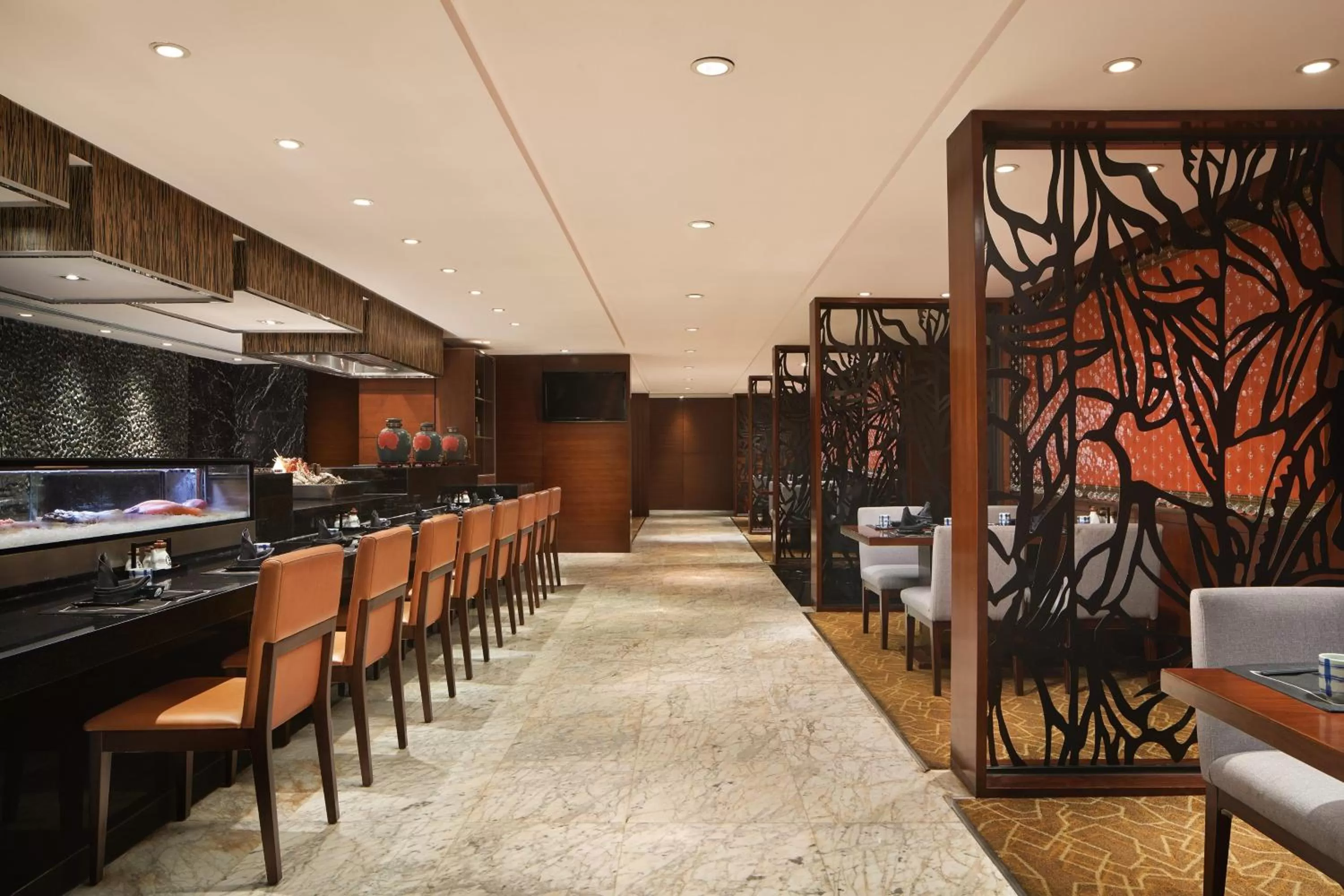 Restaurant/places to eat in Sheraton Yantai Golden Beach Resort