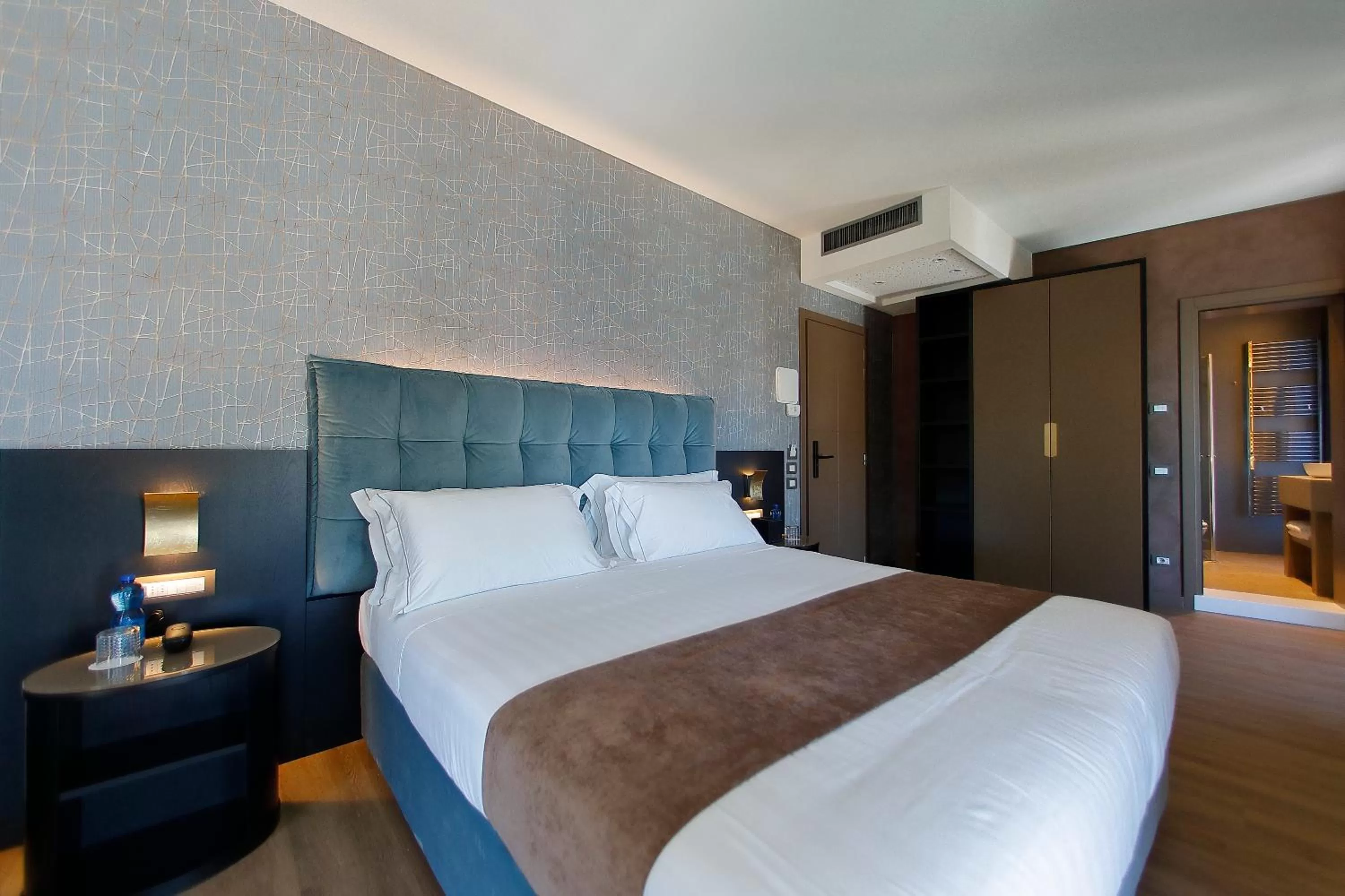 Photo of the whole room, Bed in Hotel Bell'arrivo by Dori