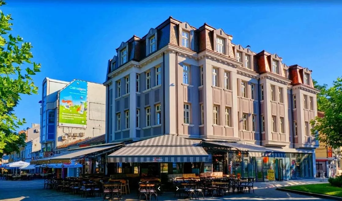 Property building in Hotel Splendid